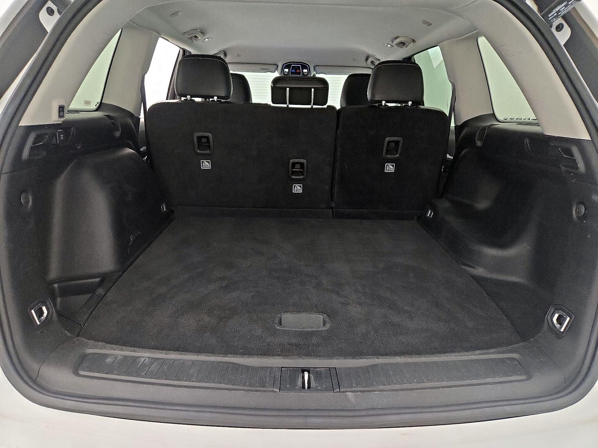 Thumbnail: 2022 Jeep Grand Cherokee - 20