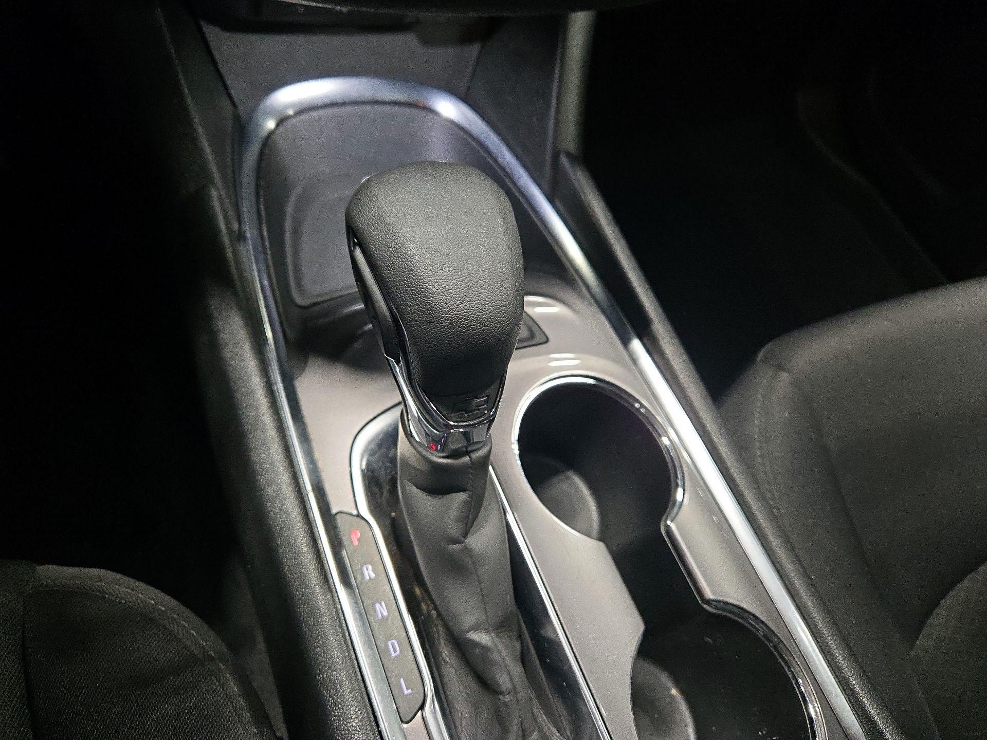 Thumbnail: 2023 Chevrolet Malibu - 17