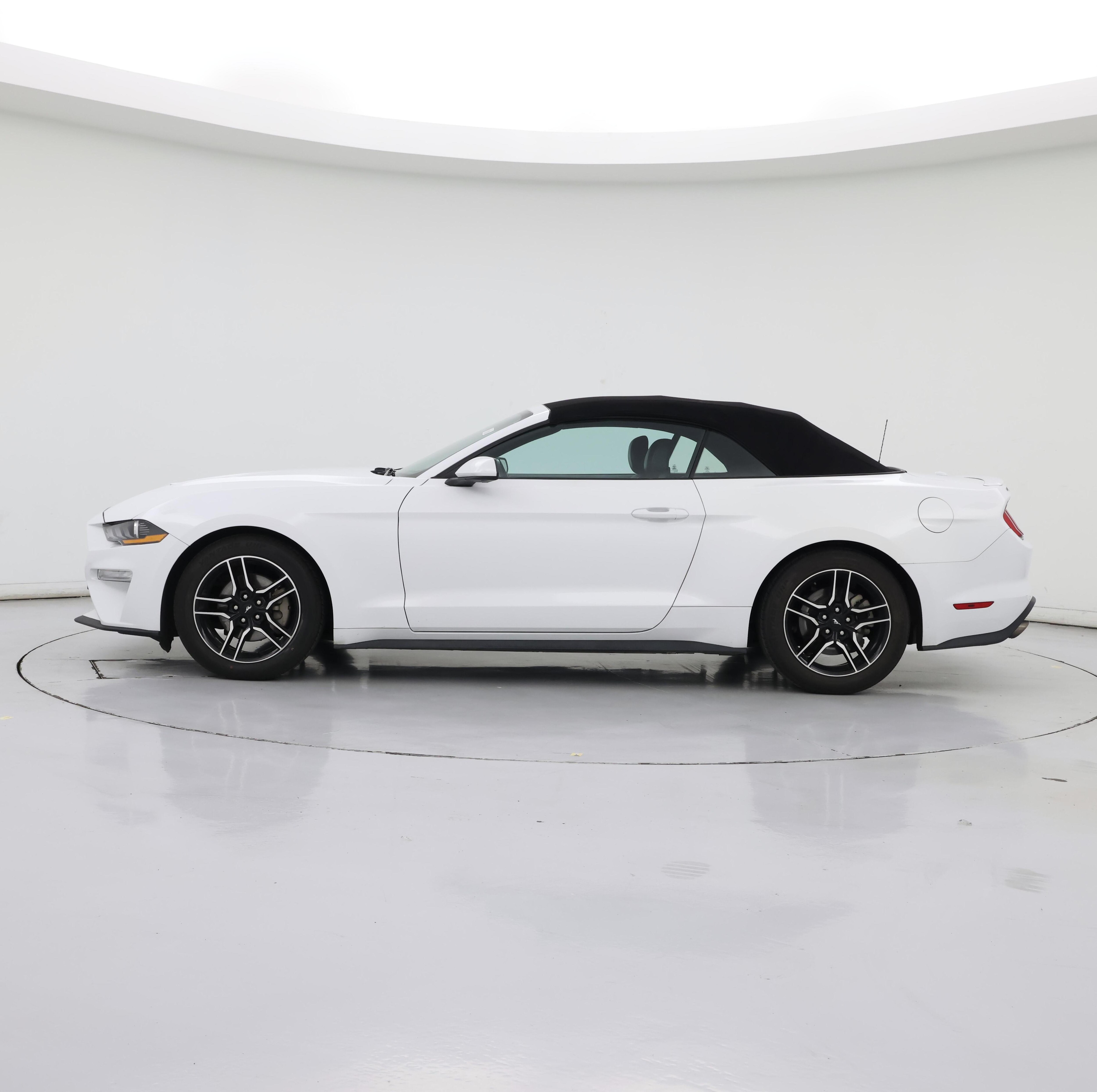 Thumbnail: 2023 Ford Mustang - 3