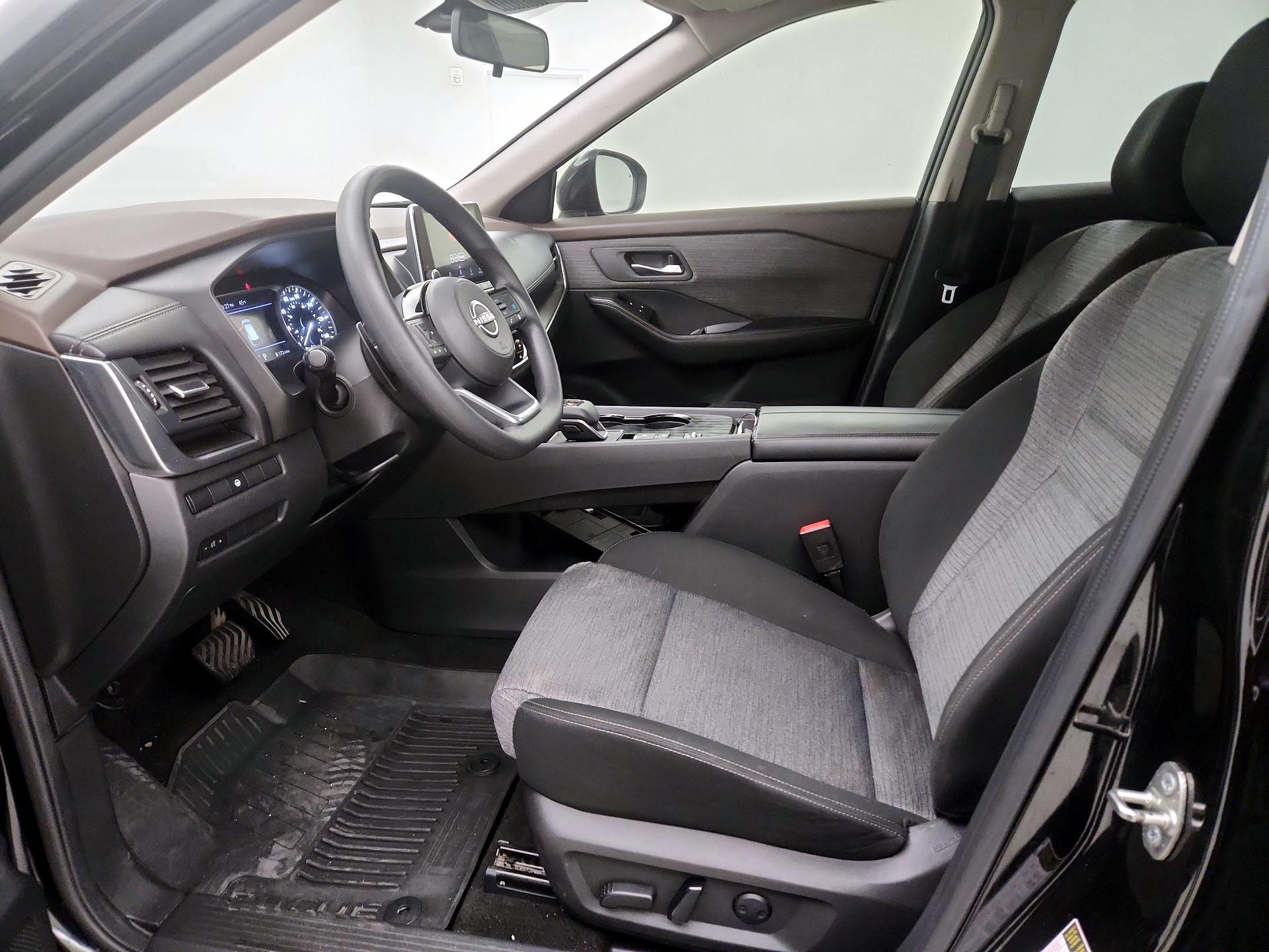 Thumbnail: 2023 Nissan Rogue - 11