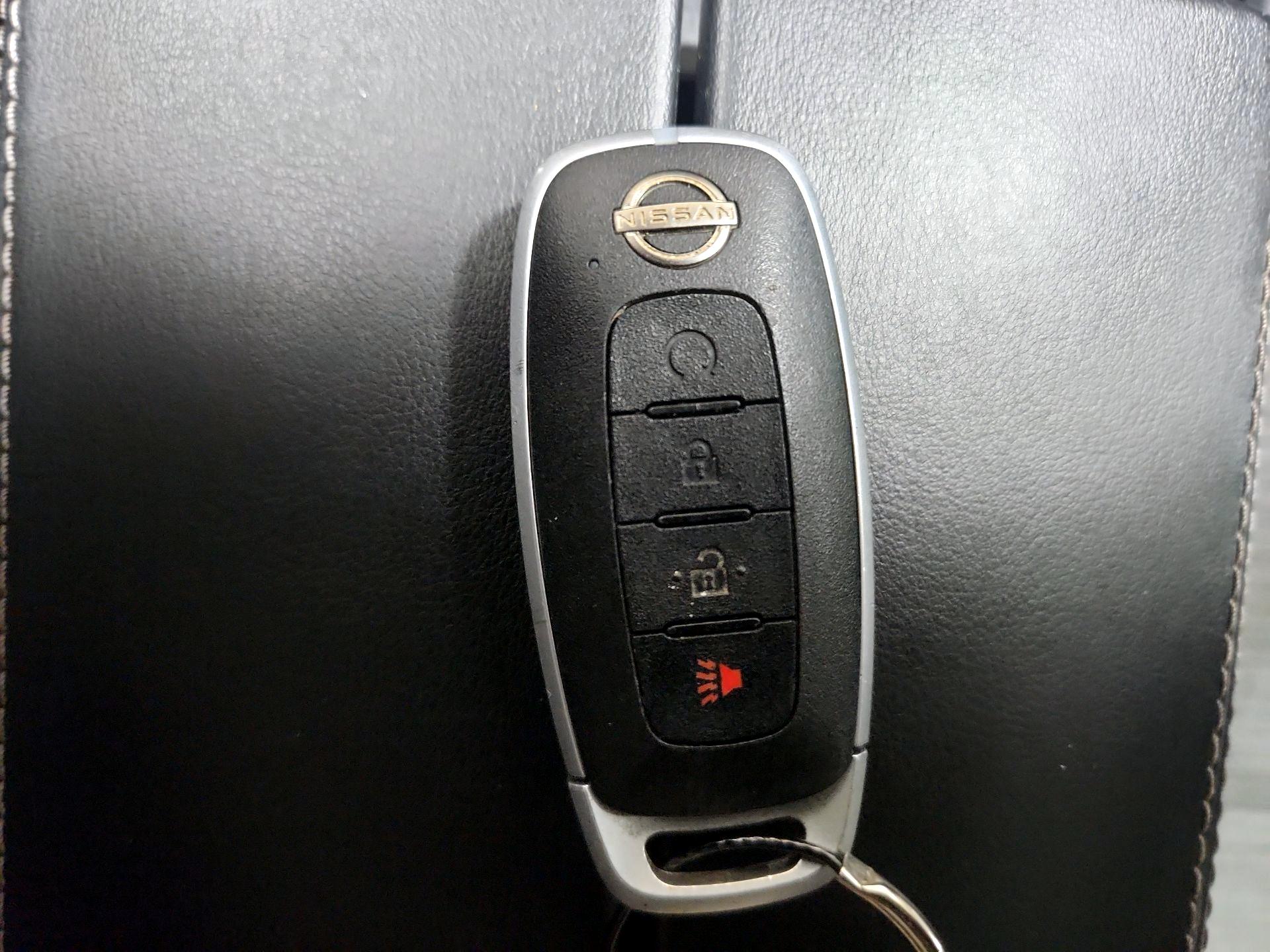 Thumbnail: 2023 Nissan Rogue - 18