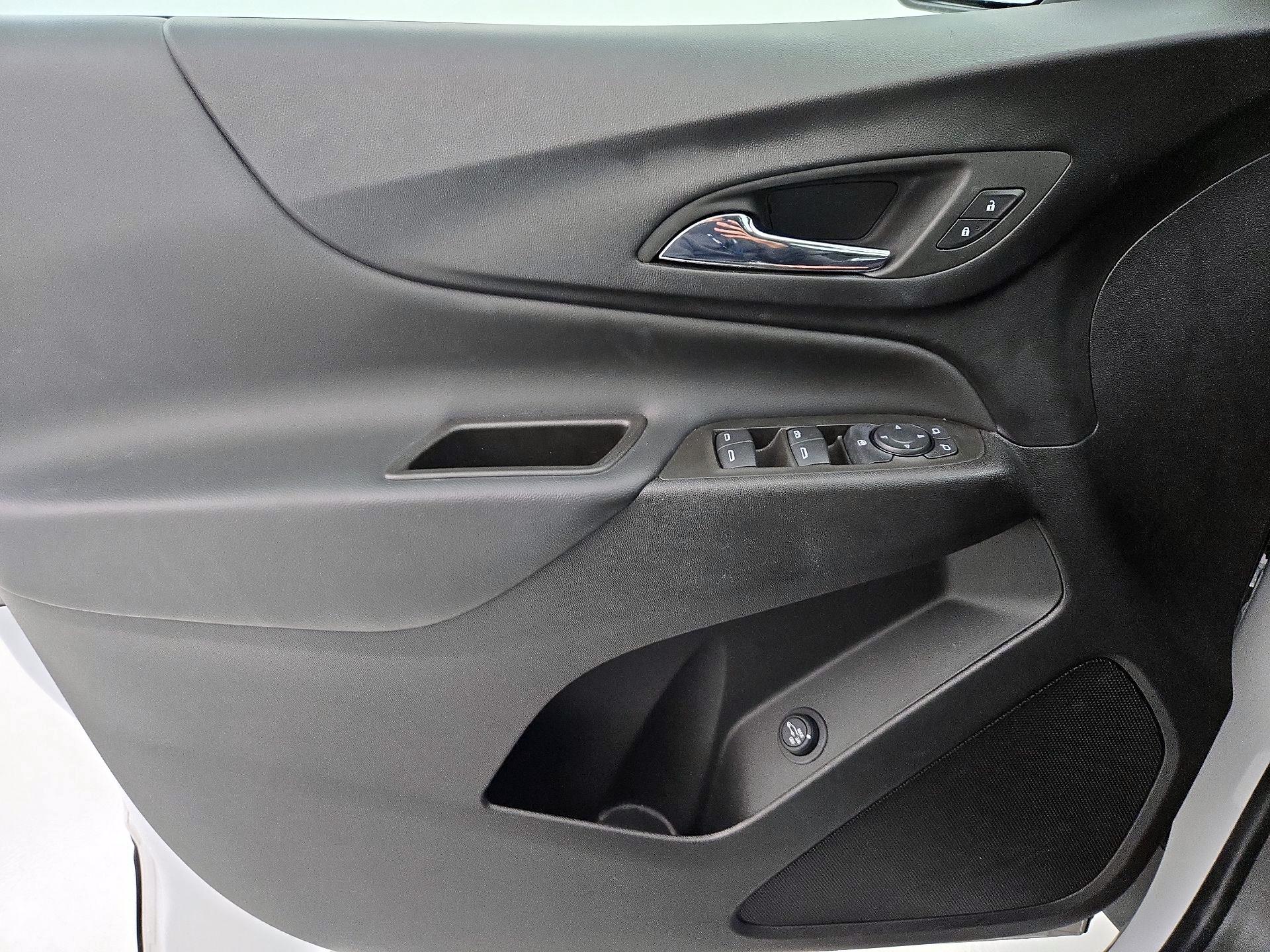 Thumbnail: 2023 Chevrolet Equinox - 12