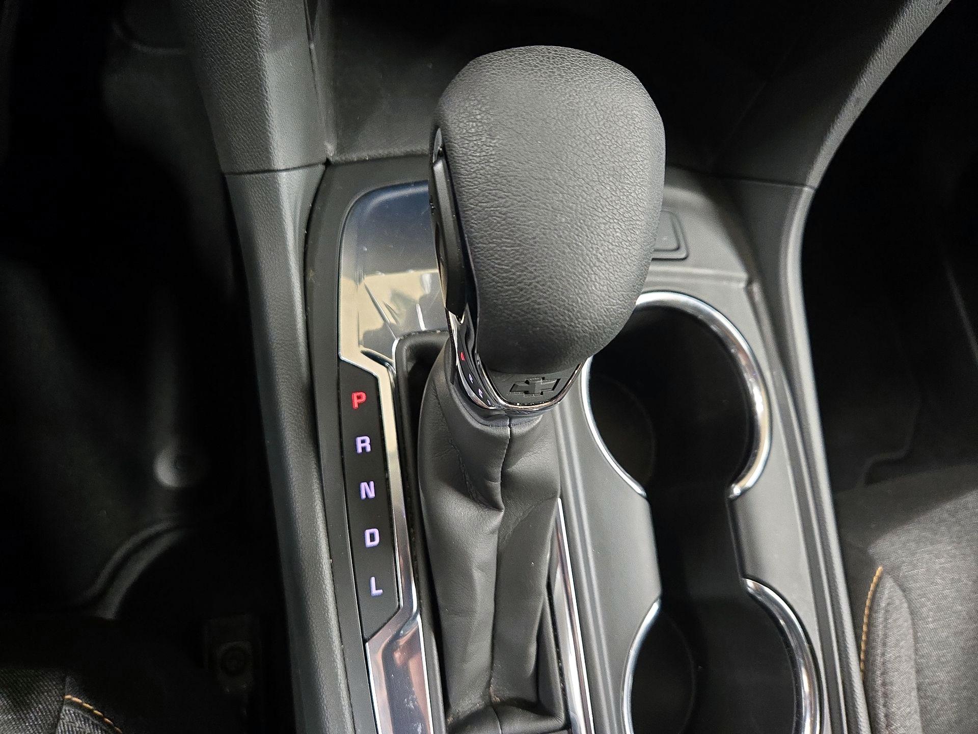 Thumbnail: 2023 Chevrolet Equinox - 16