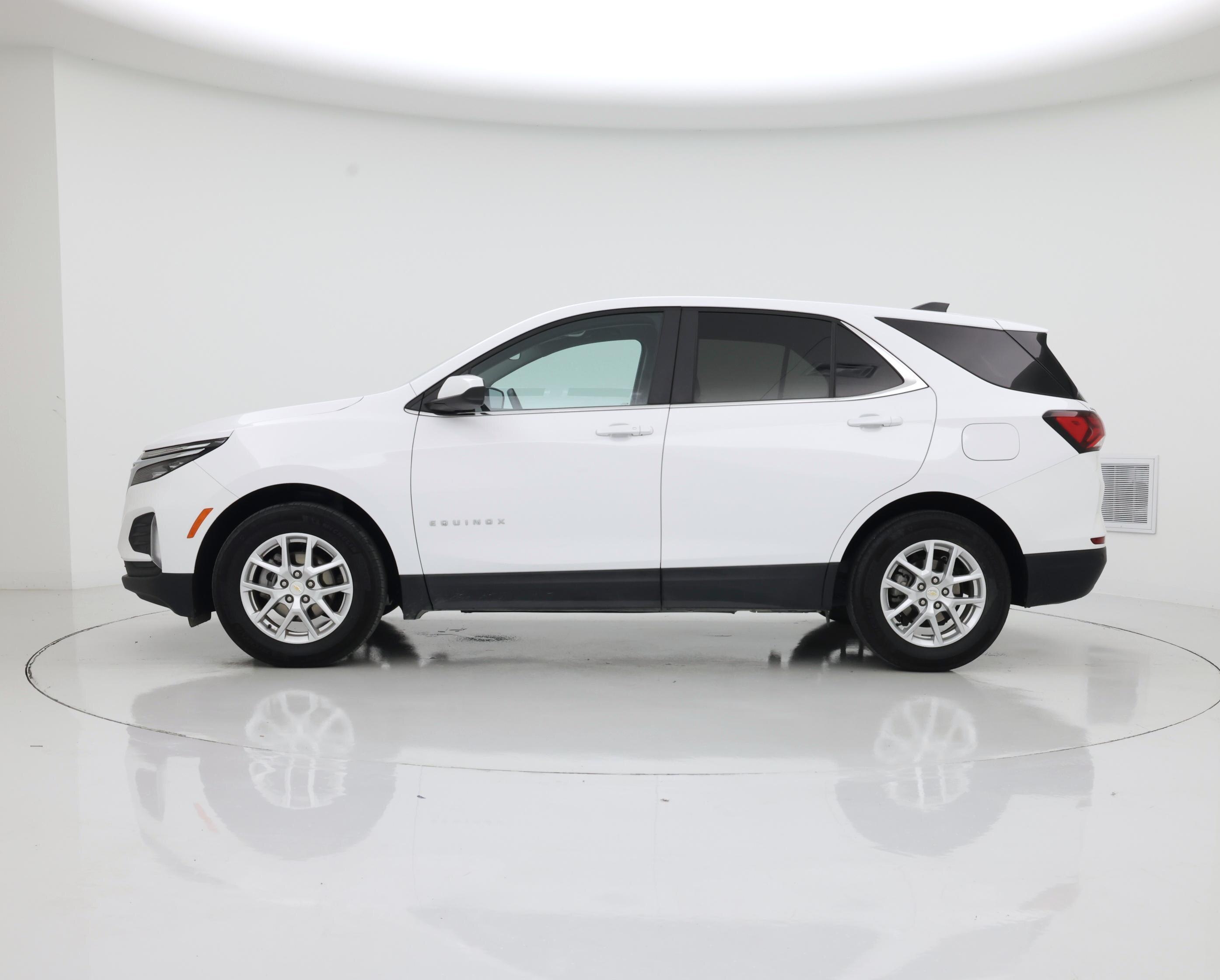 Thumbnail: 2023 Chevrolet Equinox - 3