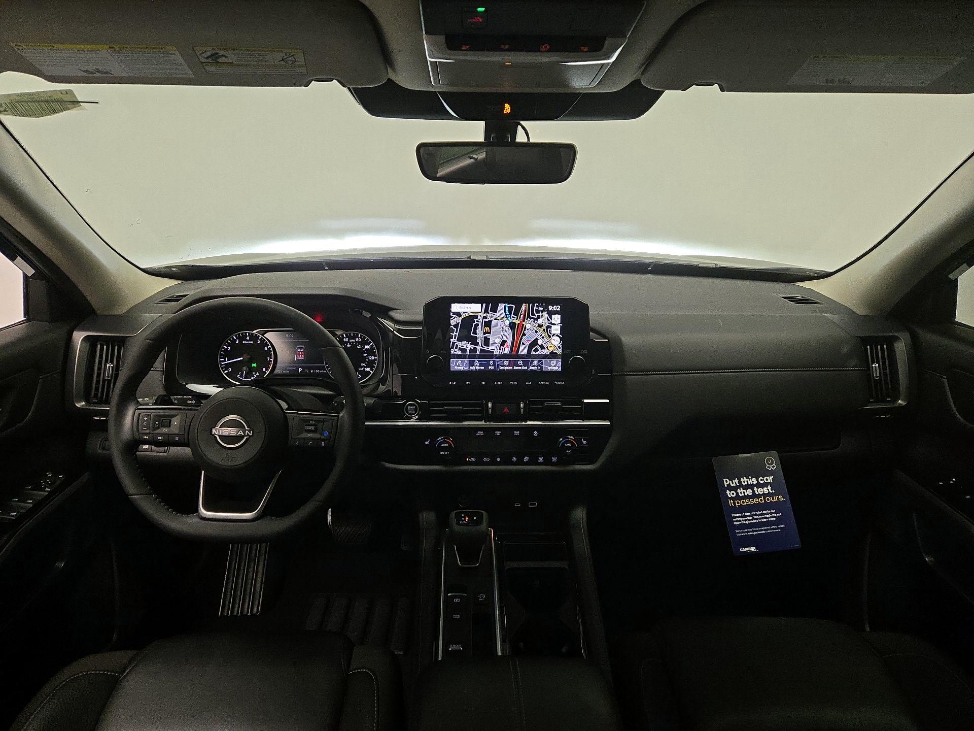 Thumbnail: 2024 Nissan Pathfinder - 9