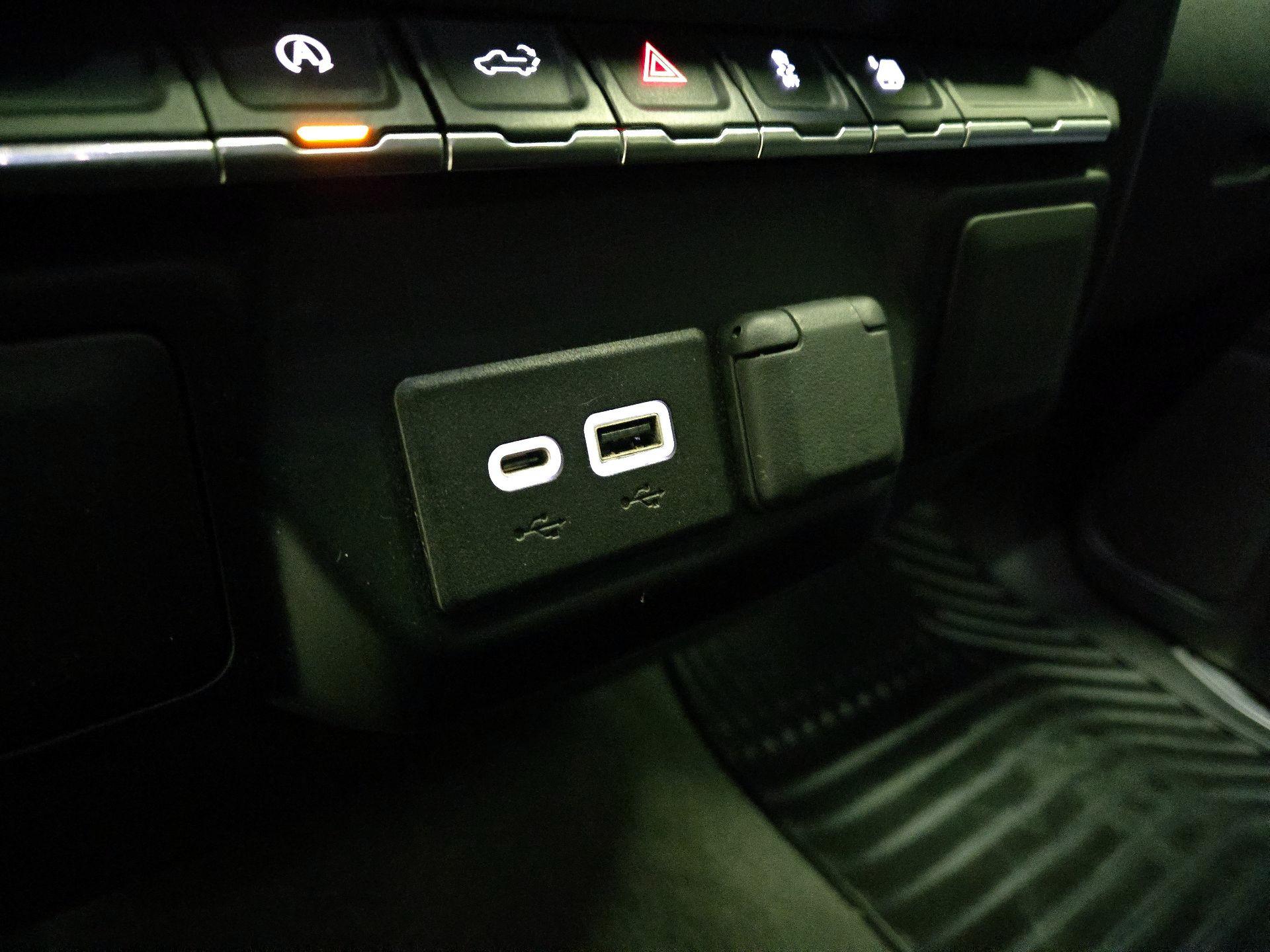 Thumbnail: 2022 Chevrolet Silverado 1500 - 18