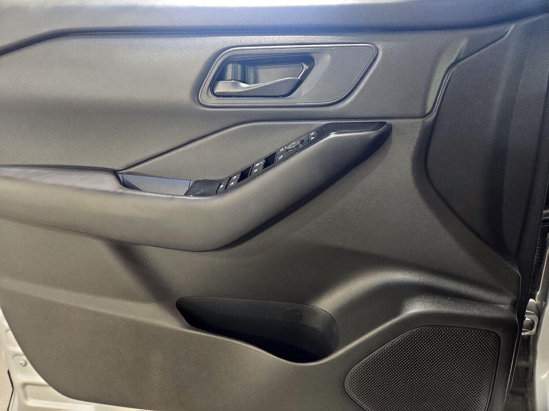 Thumbnail: 2024 Nissan Rogue - 12