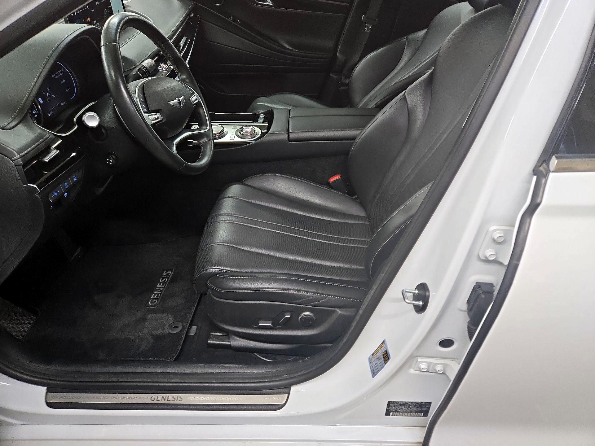 Thumbnail: 2023 Genesis G80 - 11