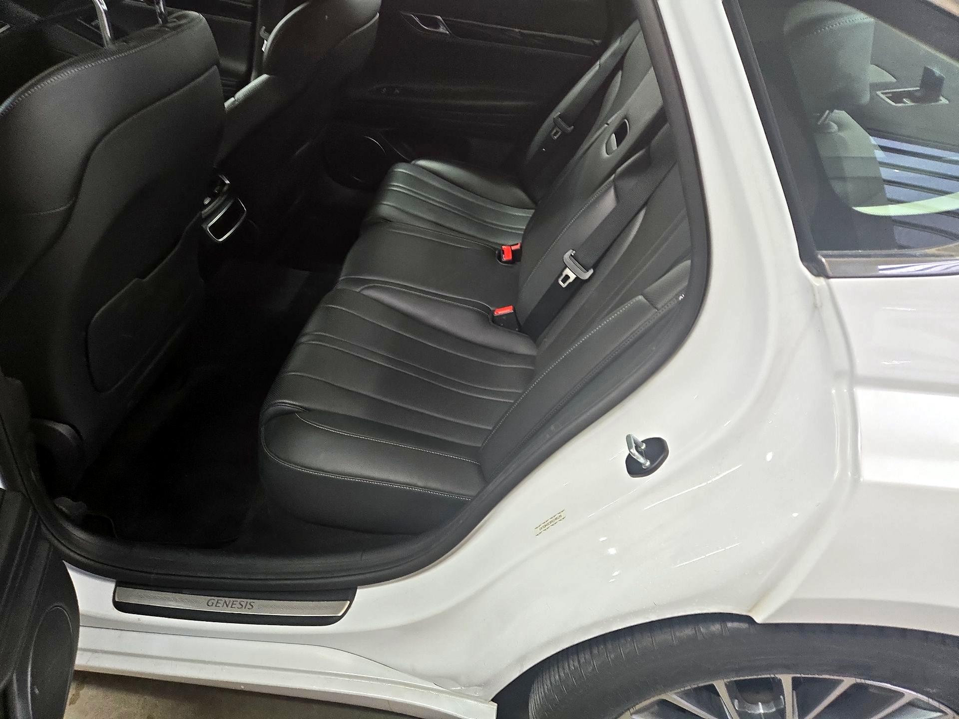 Thumbnail: 2023 Genesis G80 - 18