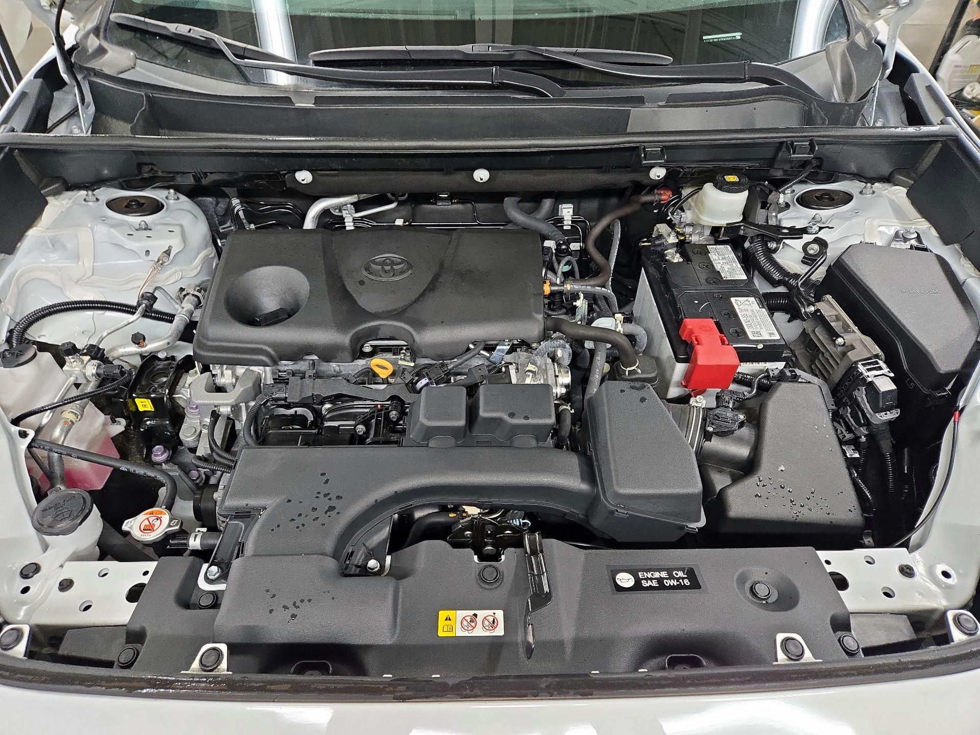 Thumbnail: 2023 Toyota RAV4 - 20