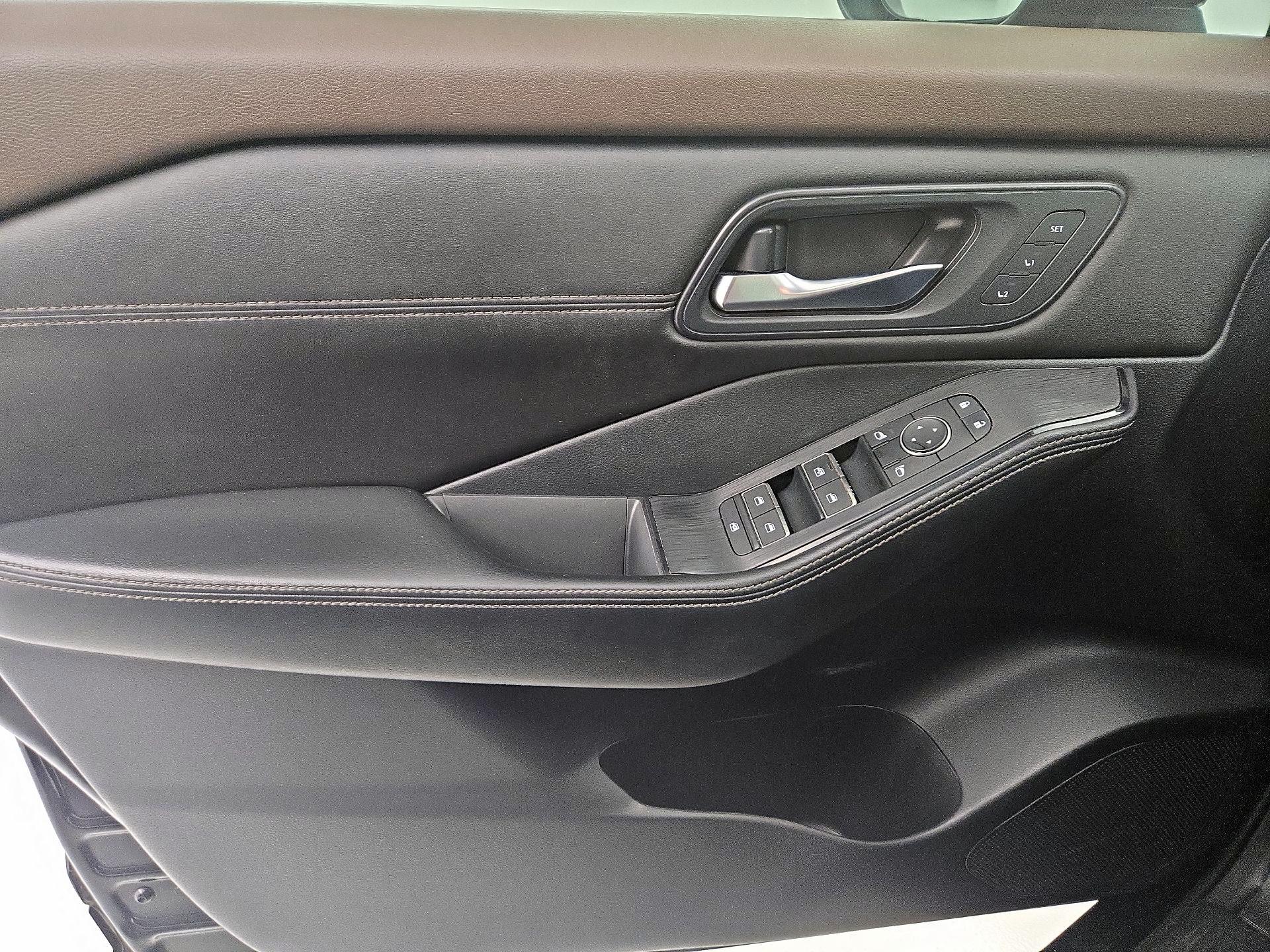 Thumbnail: 2023 Nissan Rogue - 12