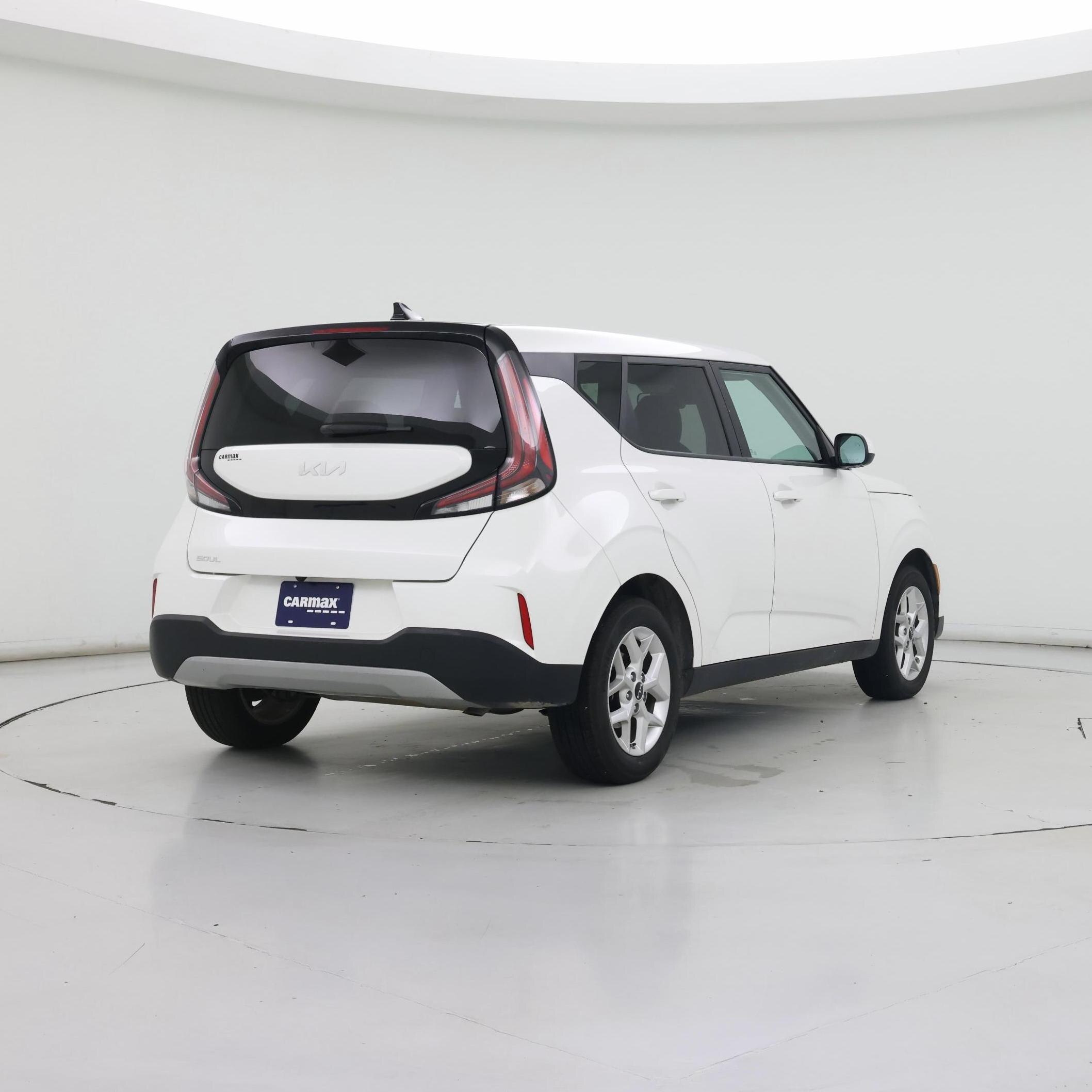 Thumbnail: 2023 Kia Soul - 8