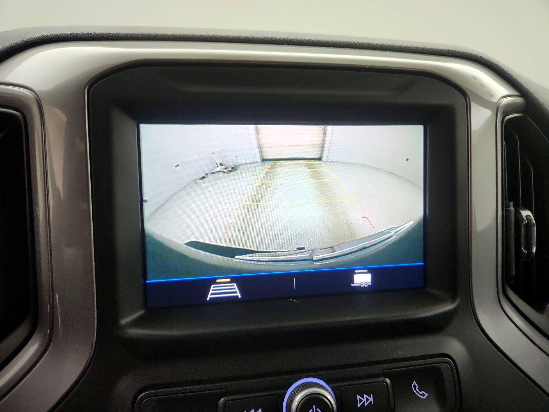 Thumbnail: 2021 Chevrolet Silverado 1500 - 14