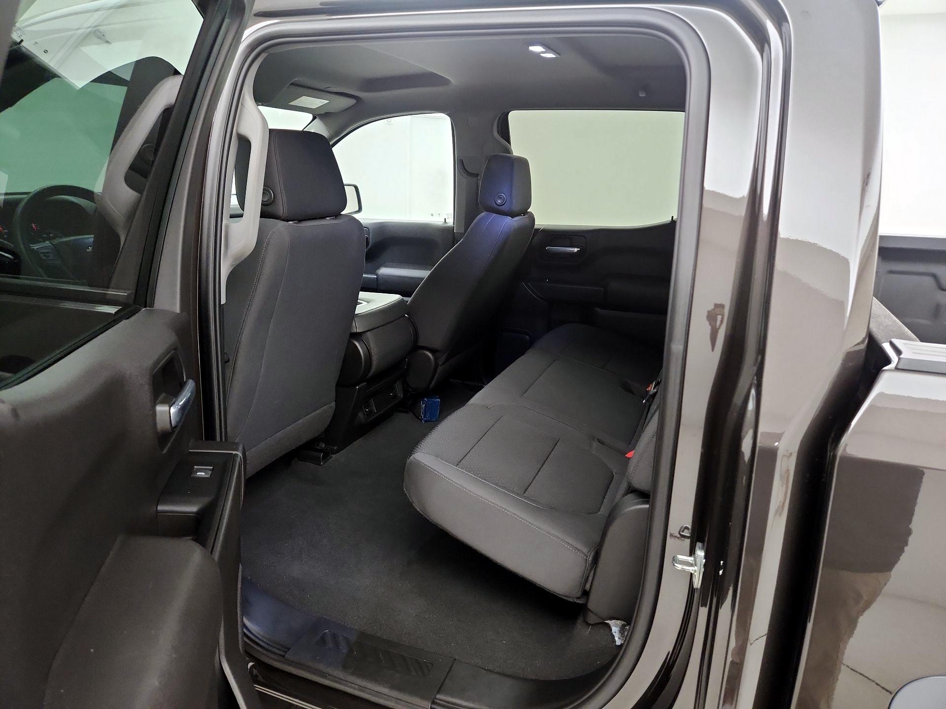 Thumbnail: 2021 Chevrolet Silverado 1500 - 19