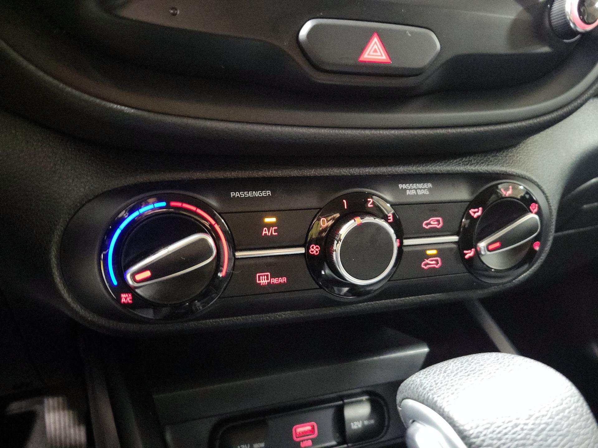 Thumbnail: 2021 Kia Soul - 16