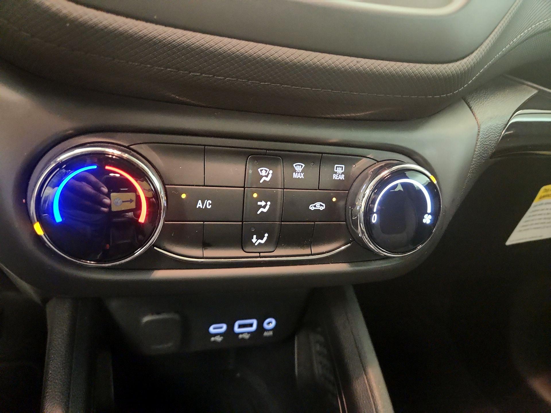 Thumbnail: 2021 Chevrolet TrailBlazer - 16