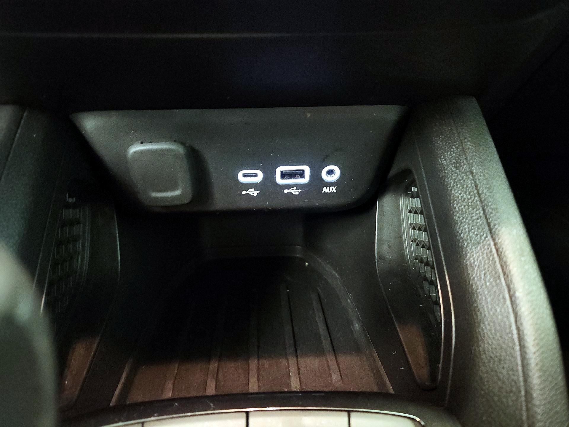 Thumbnail: 2021 Chevrolet TrailBlazer - 18