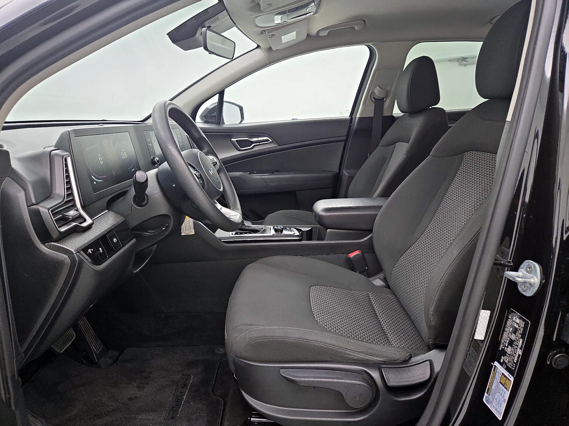 Thumbnail: 2023 Kia Sportage - 11