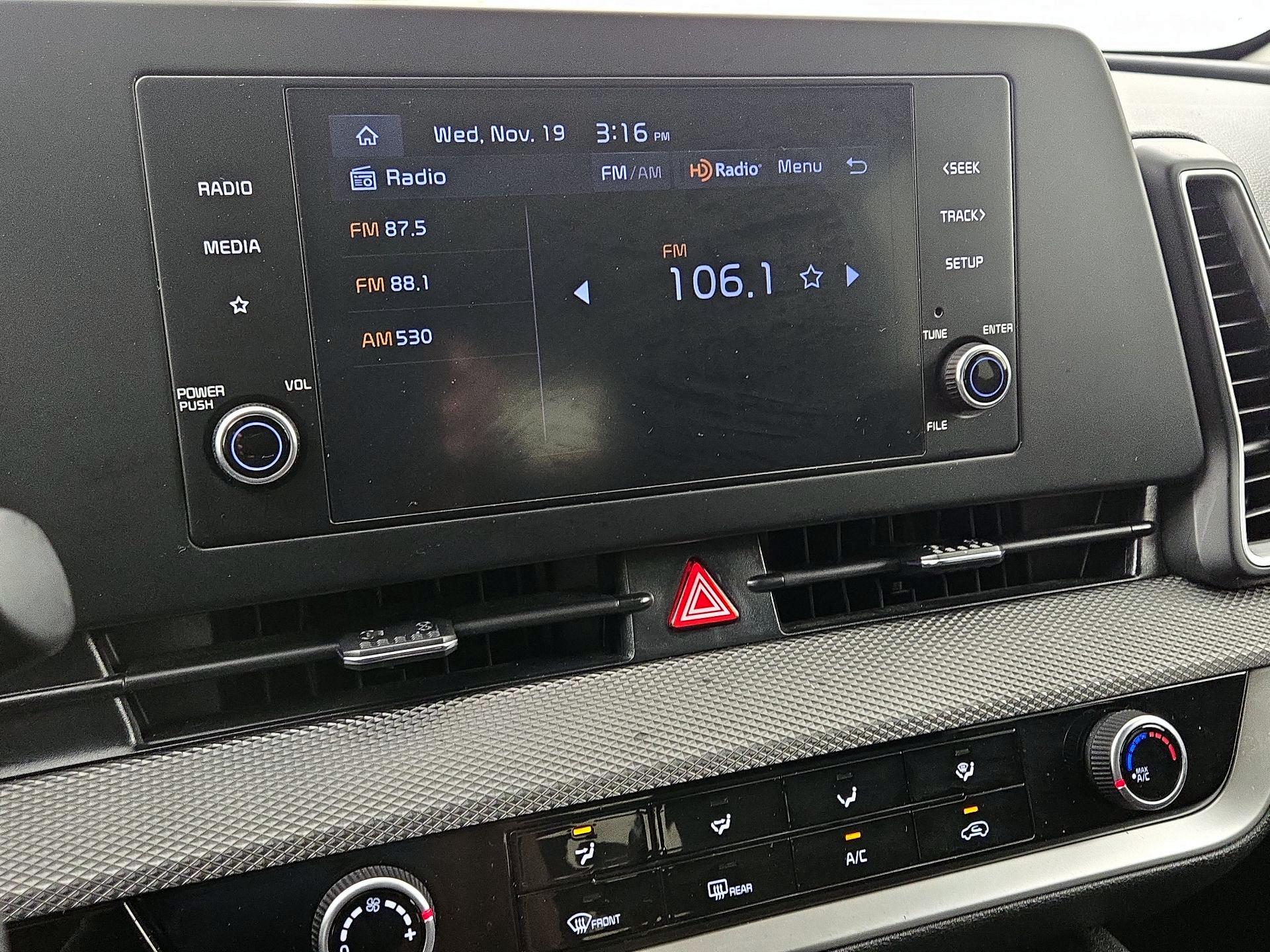 Thumbnail: 2023 Kia Sportage - 15