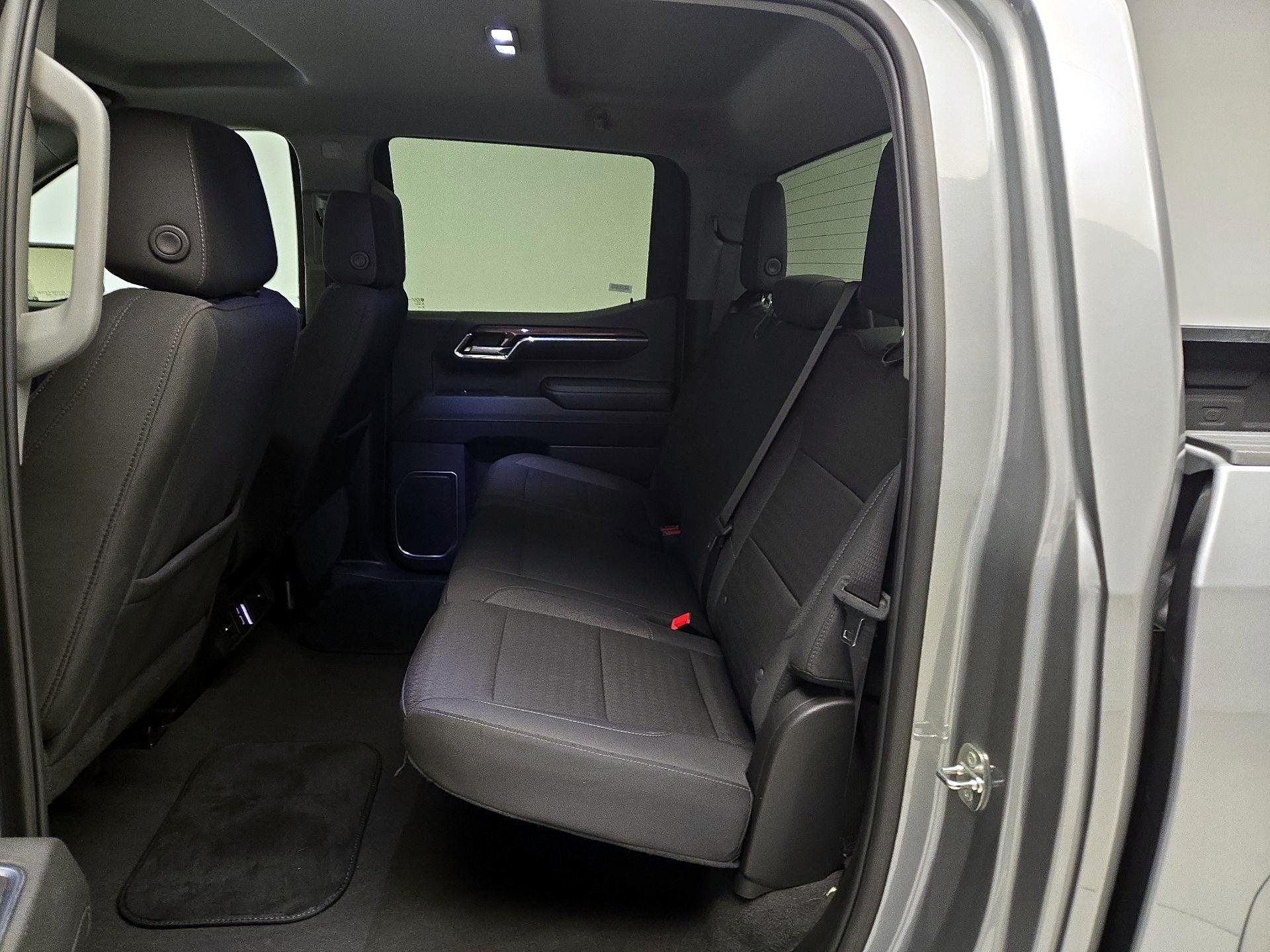 Thumbnail: 2024 Chevrolet Silverado 1500 - 19