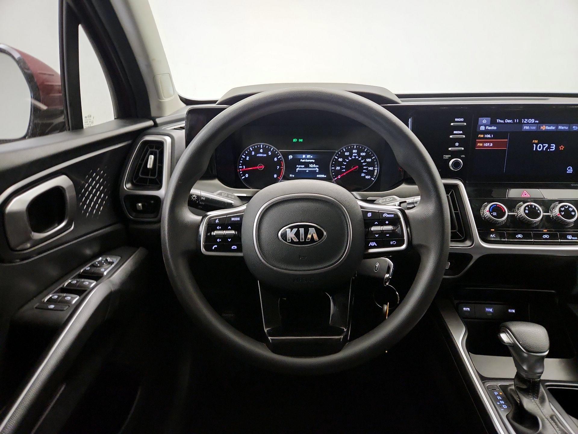 Thumbnail: 2021 Kia Sorento - 10