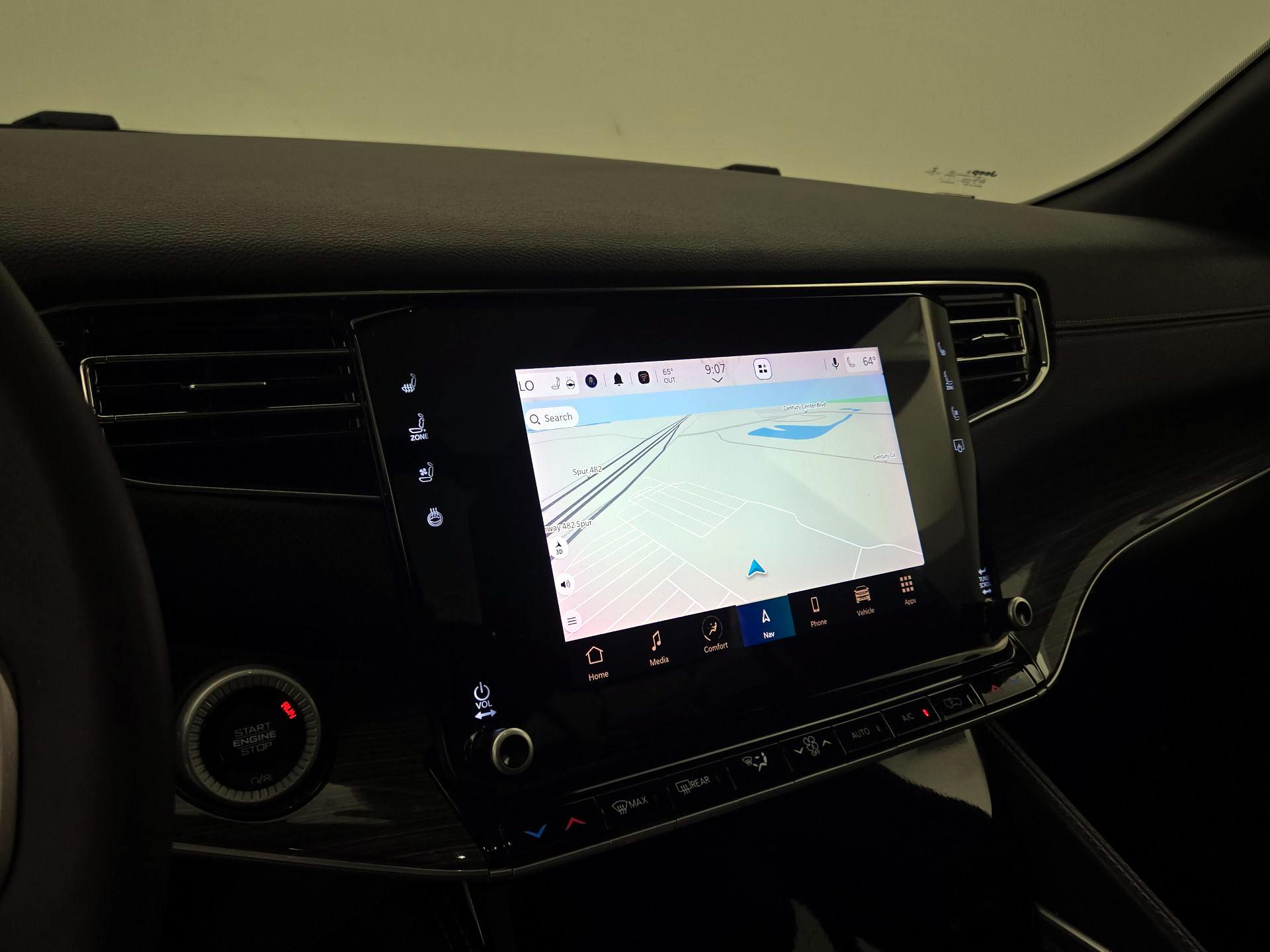 Thumbnail: 2022 Jeep Wagoneer - 14