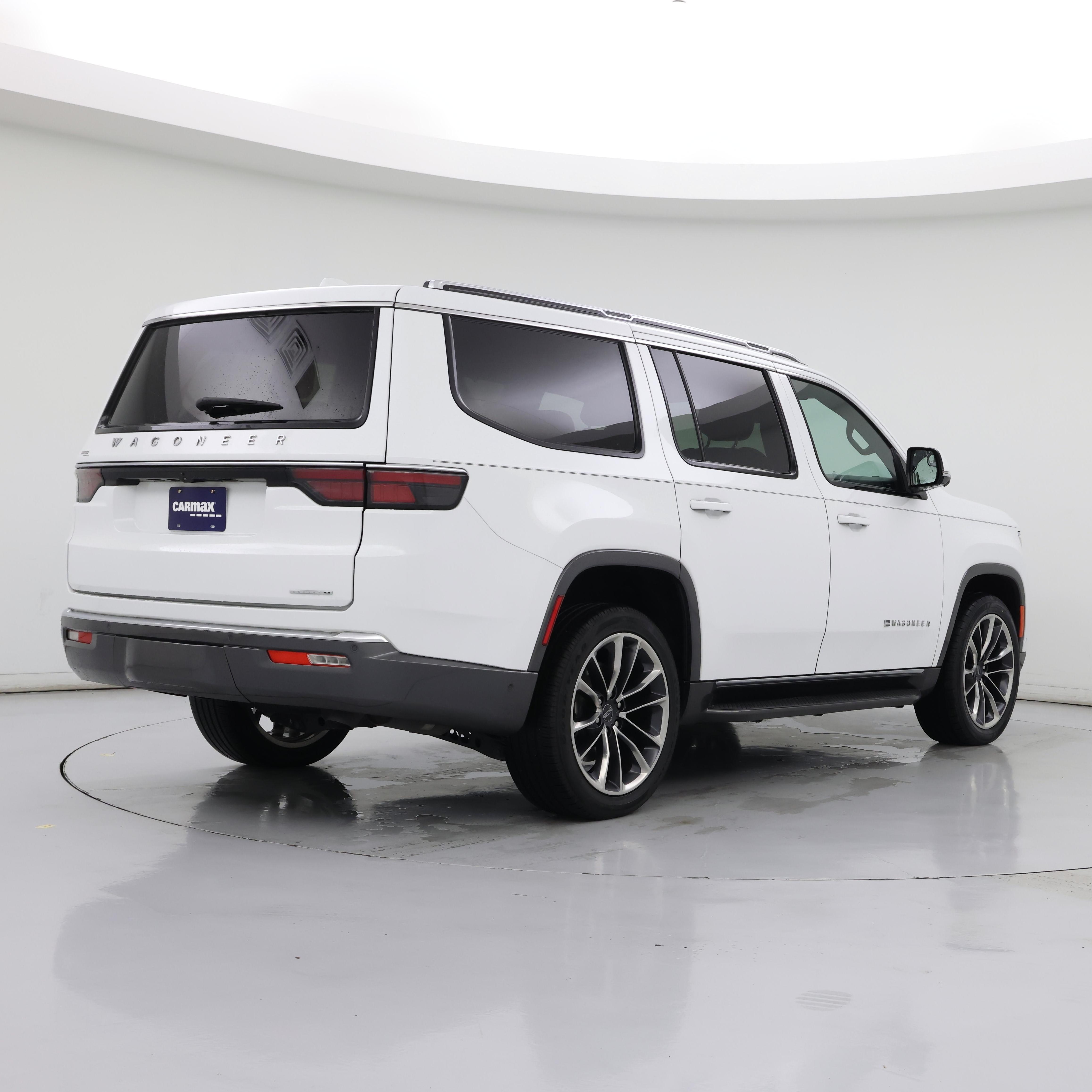 Thumbnail: 2022 Jeep Wagoneer - 8