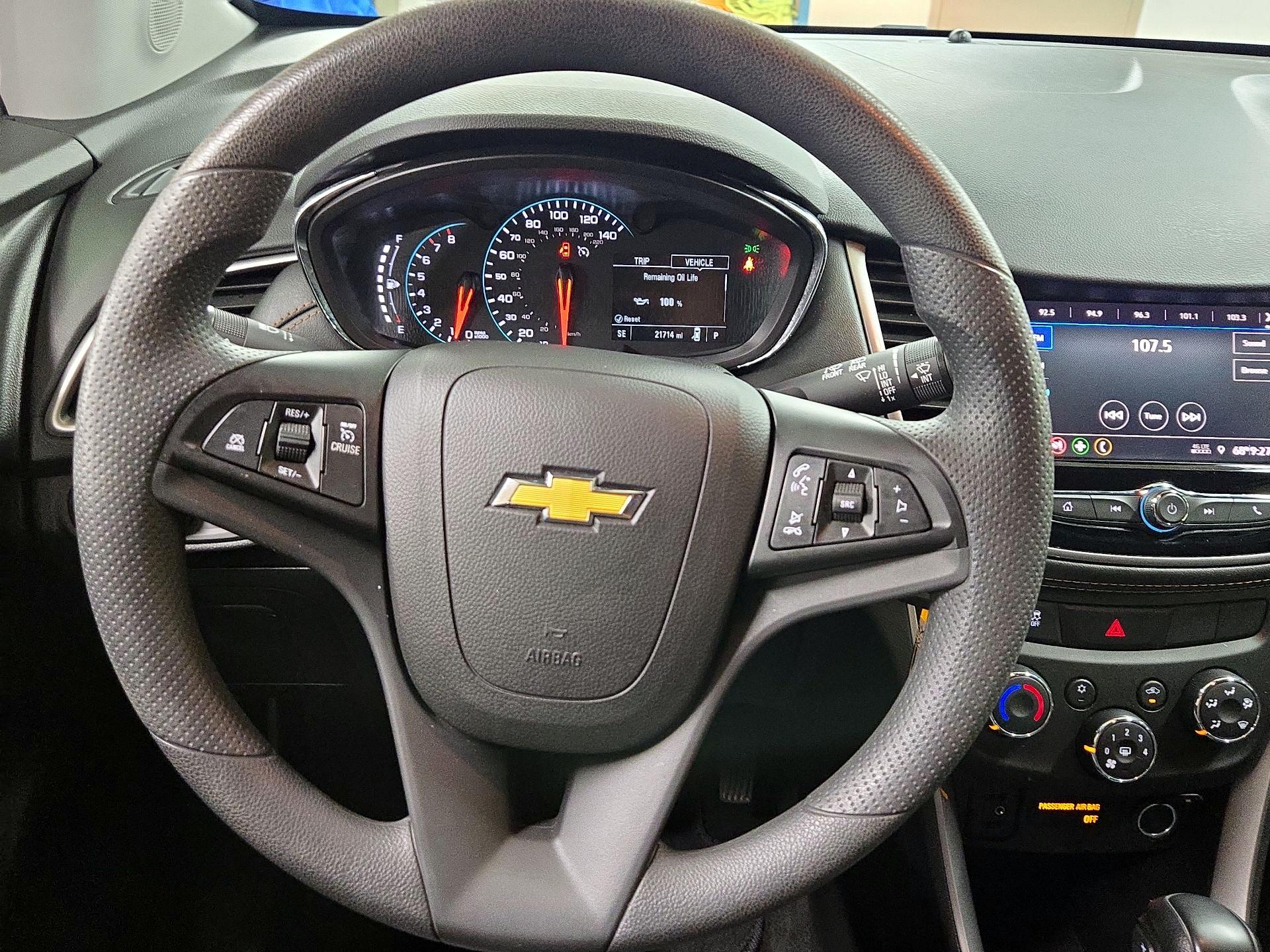 Thumbnail: 2022 Chevrolet Trax - 10