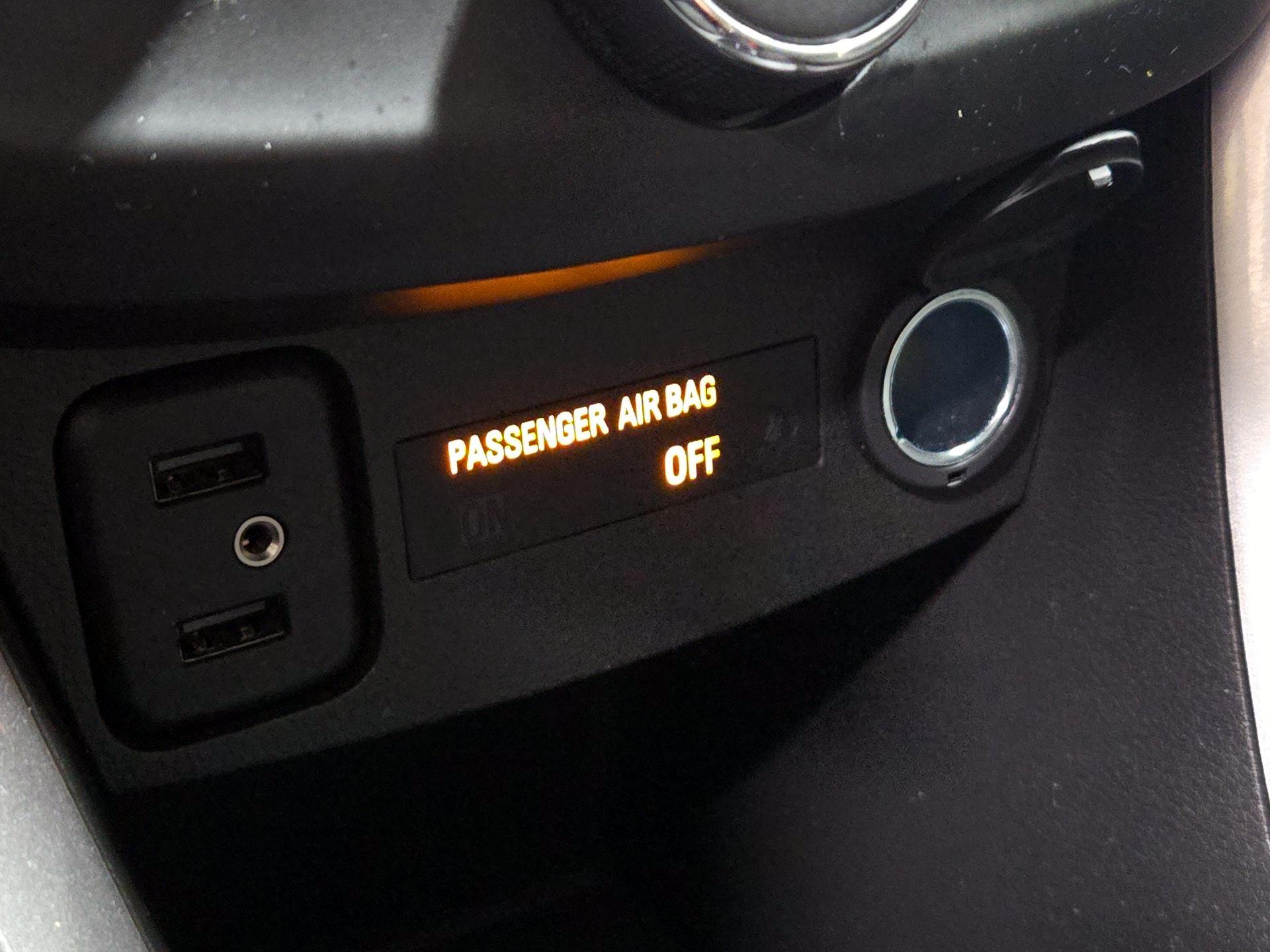 Thumbnail: 2022 Chevrolet Trax - 18