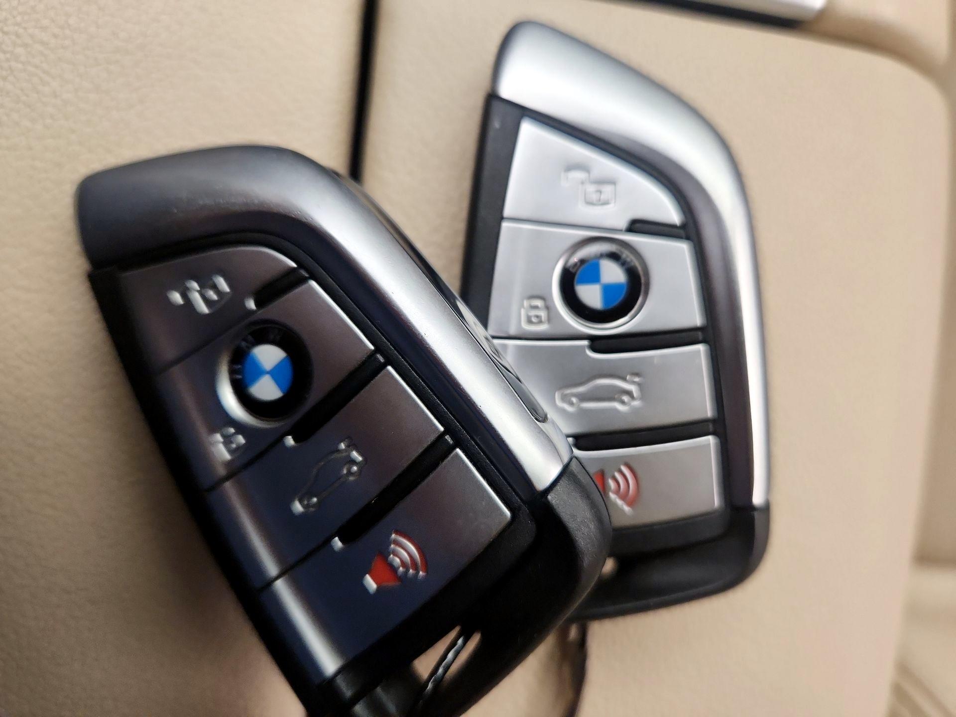 Thumbnail: 2021 BMW X5 - 18