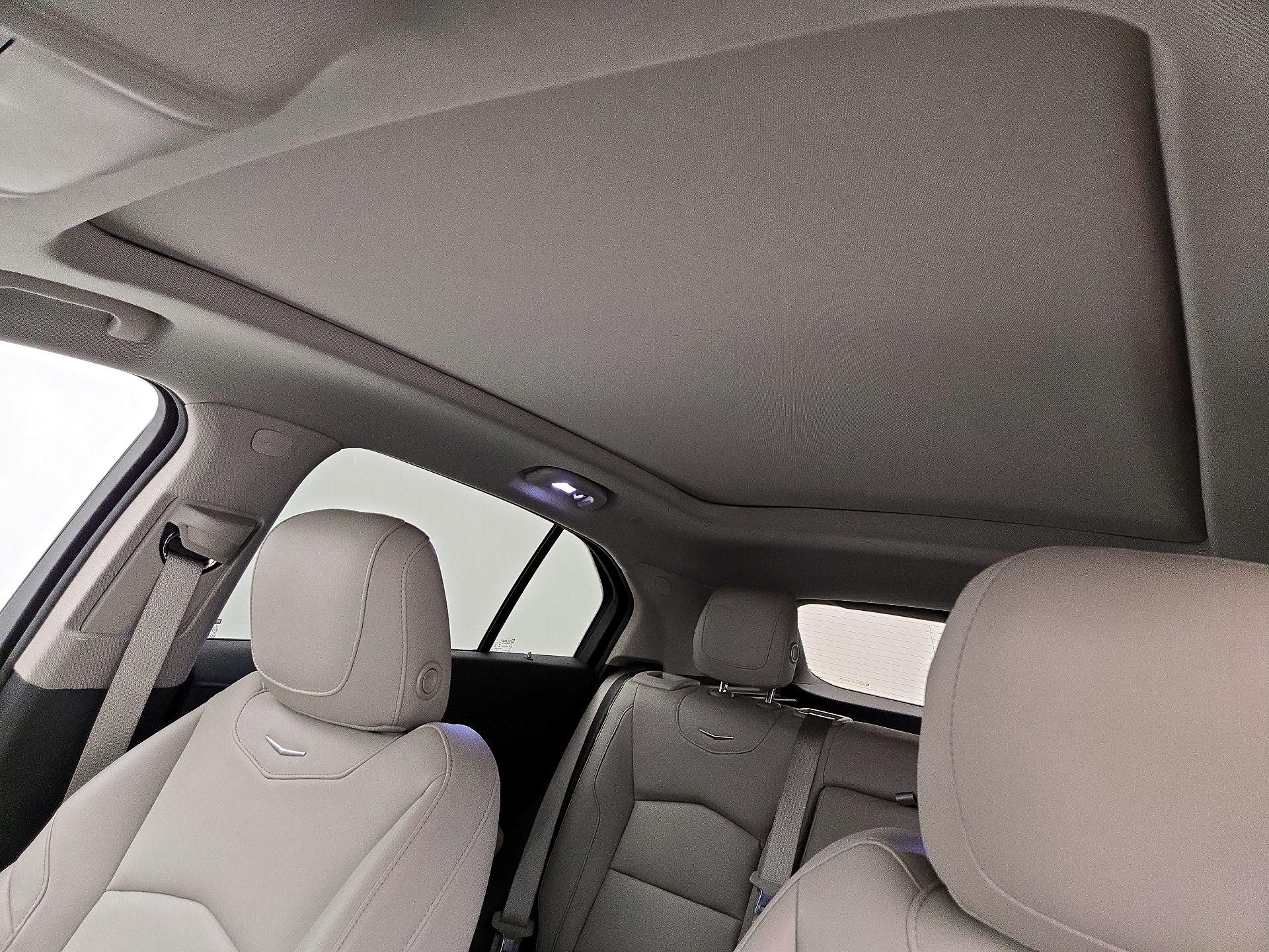 Thumbnail: 2021 Cadillac XT4 - 19