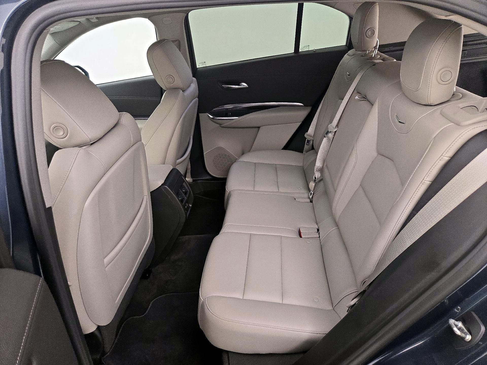 Thumbnail: 2021 Cadillac XT4 - 20