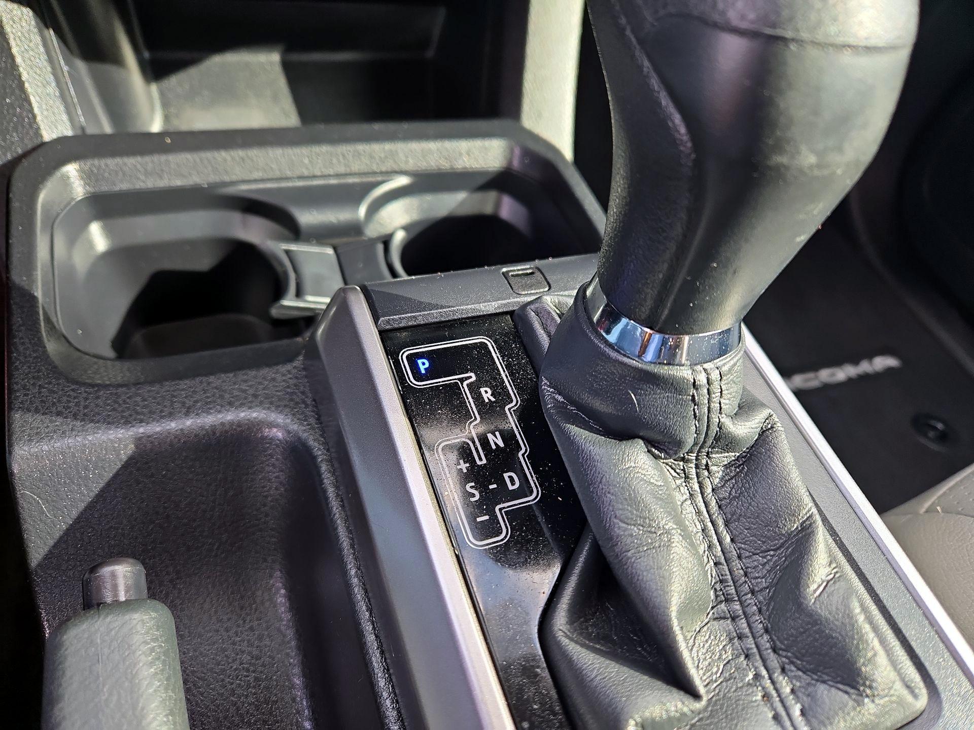 Thumbnail: 2023 Toyota Tacoma - 17