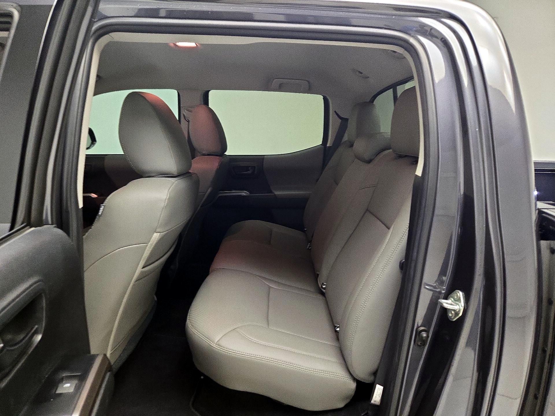 Thumbnail: 2023 Toyota Tacoma - 19