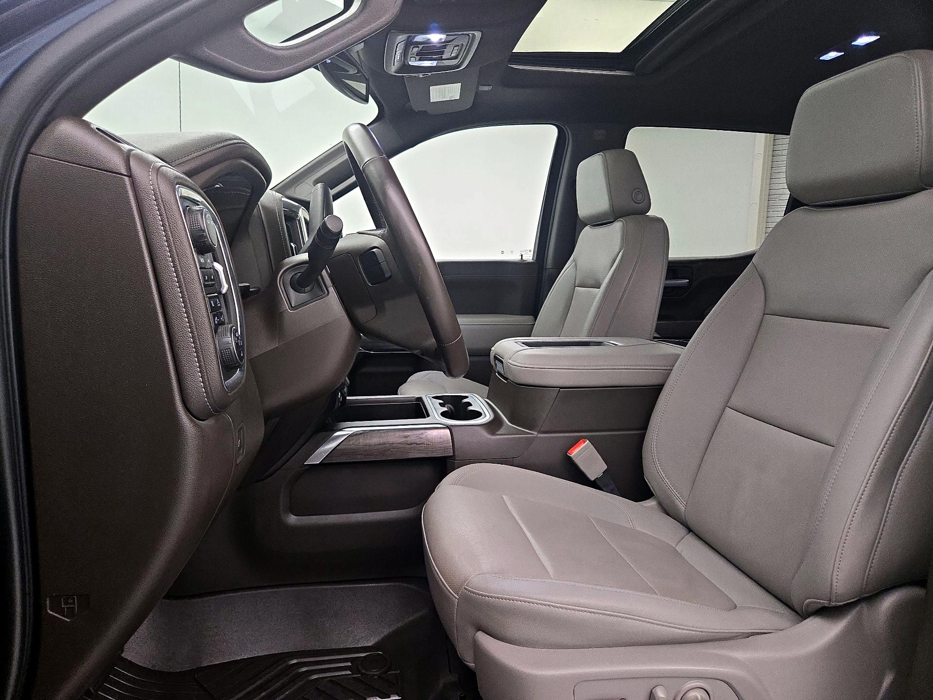 Thumbnail: 2021 Chevrolet Silverado 1500 - 11