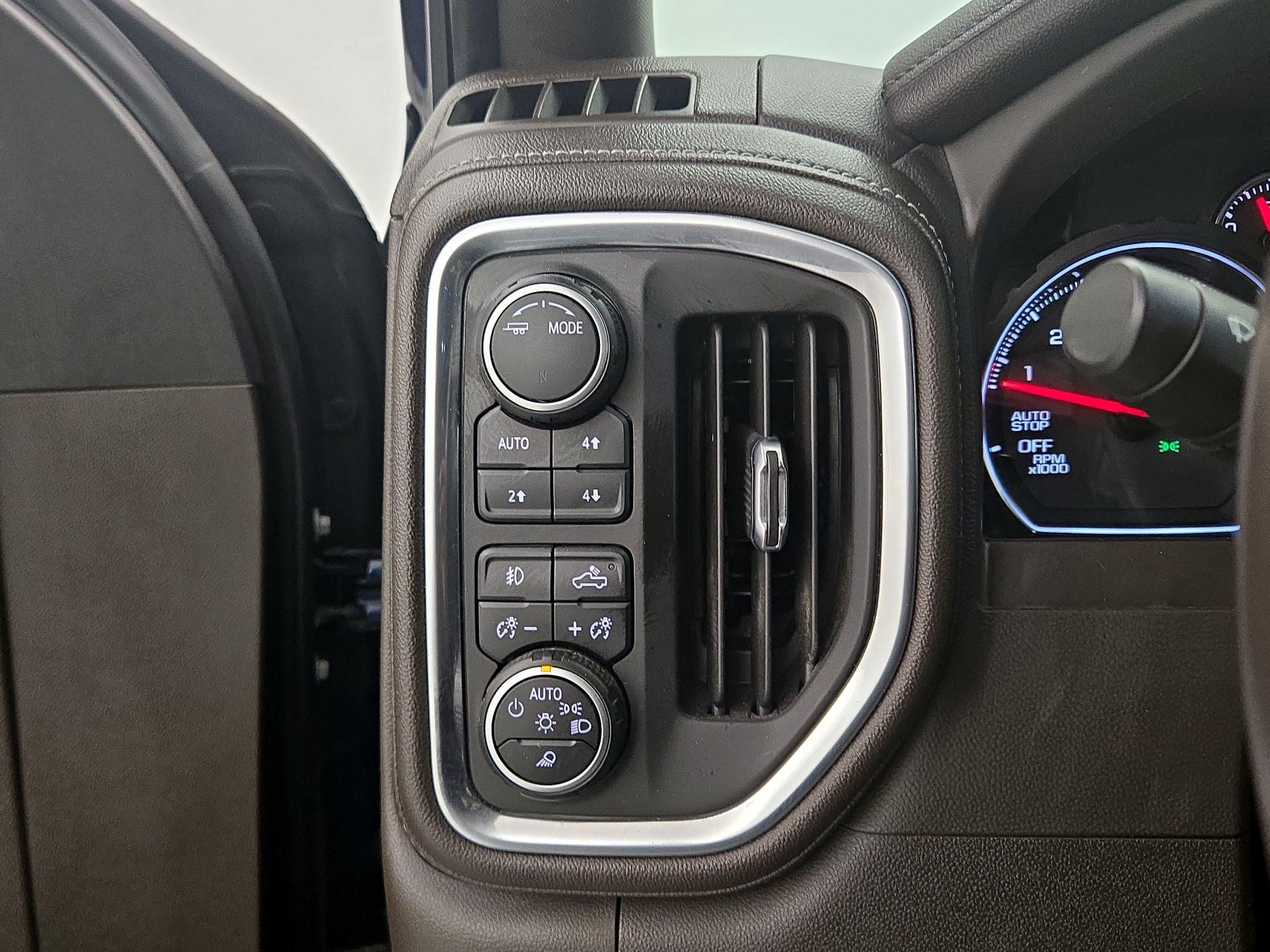 Thumbnail: 2021 Chevrolet Silverado 1500 - 13