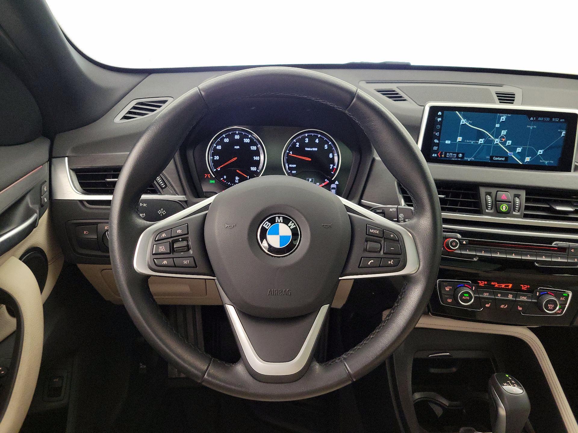 Thumbnail: 2018 BMW X1 - 10