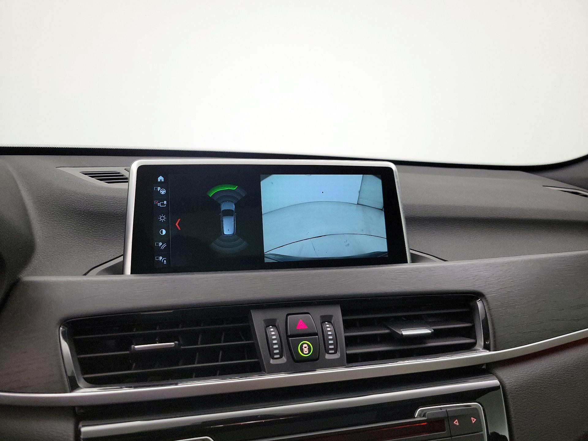 Thumbnail: 2018 BMW X1 - 14