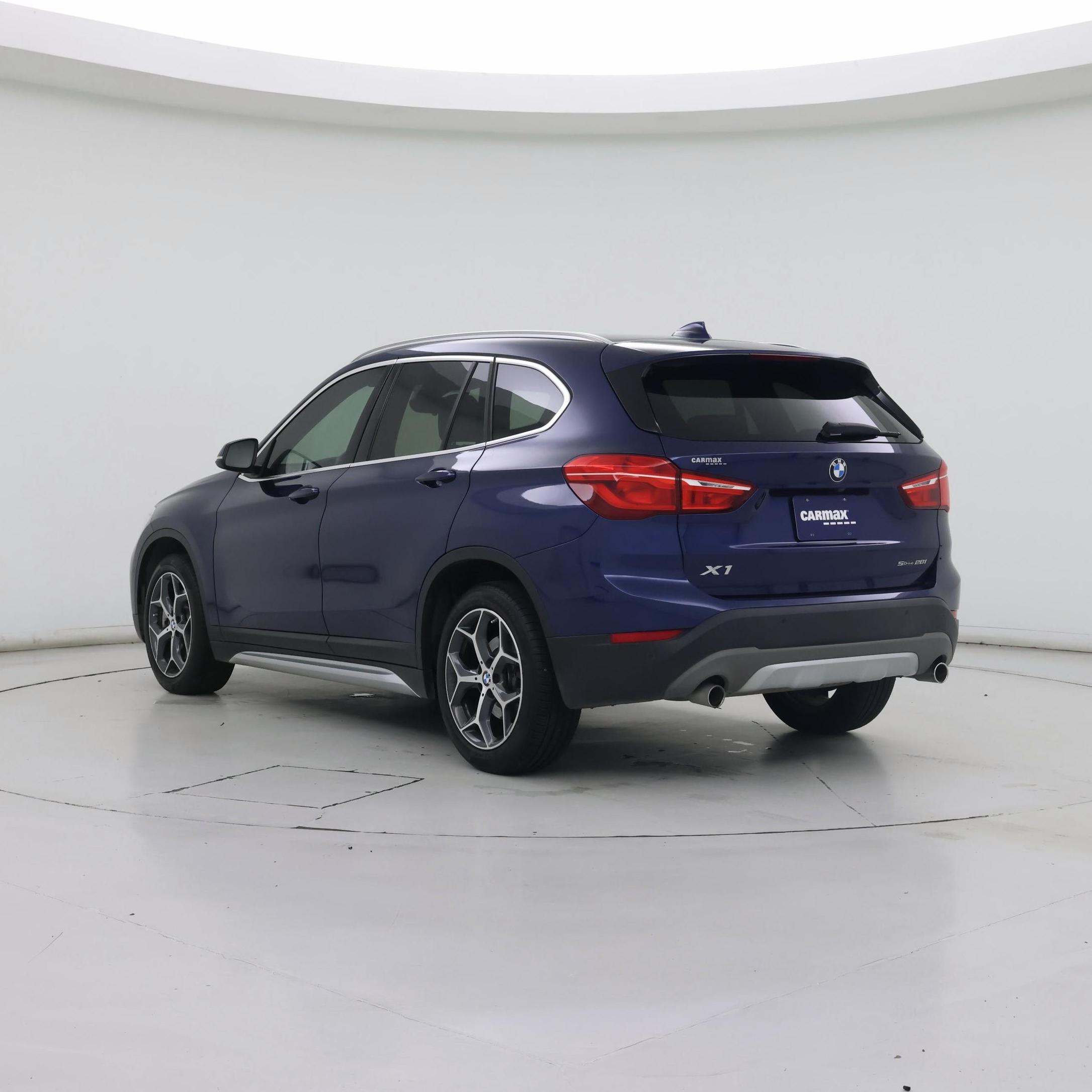 Thumbnail: 2018 BMW X1 - 2