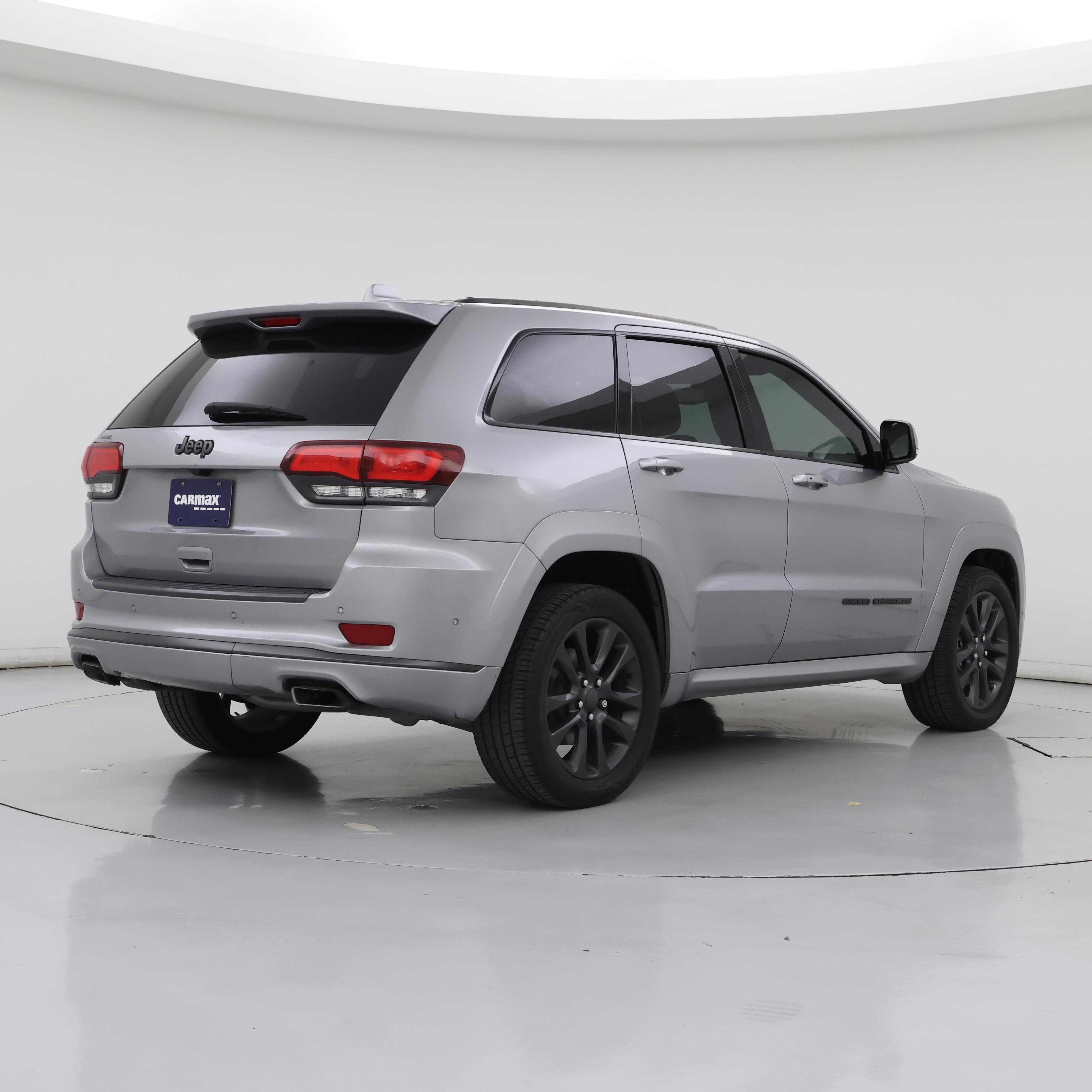 Thumbnail: 2018 Jeep Grand Cherokee - 8
