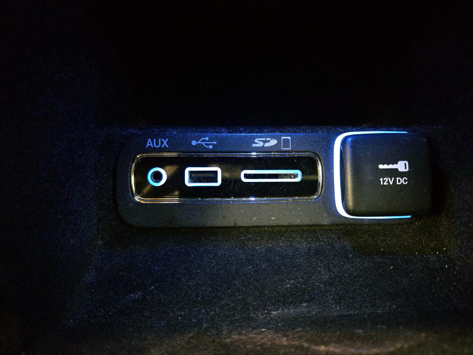 Thumbnail: 2016 Jeep Grand Cherokee - 18