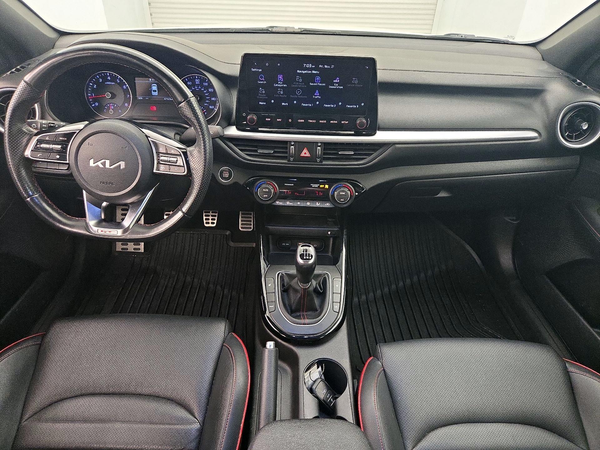 Thumbnail: 2023 Kia Forte - 9