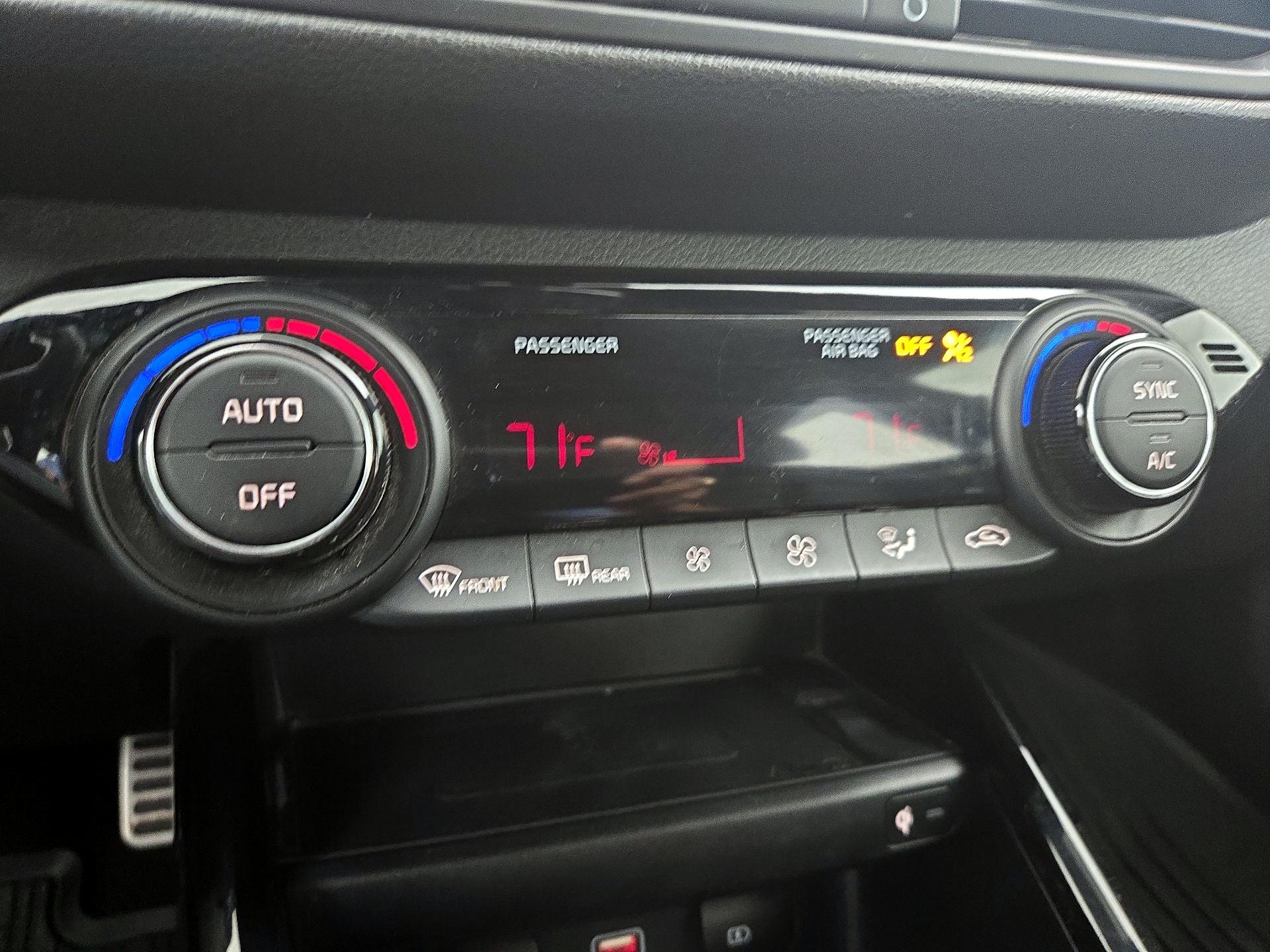 Thumbnail: 2023 Kia Forte - 16