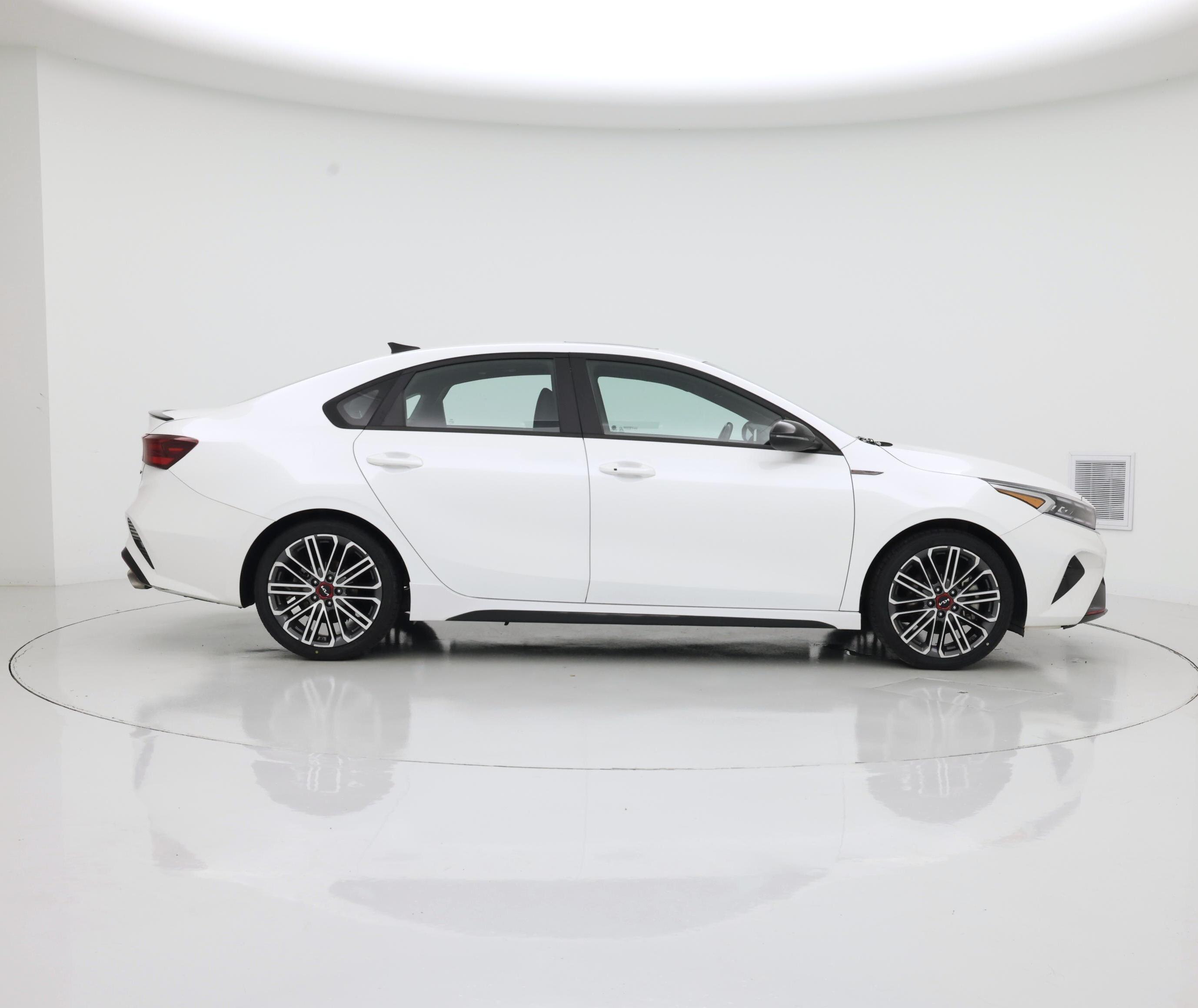 Thumbnail: 2023 Kia Forte - 7