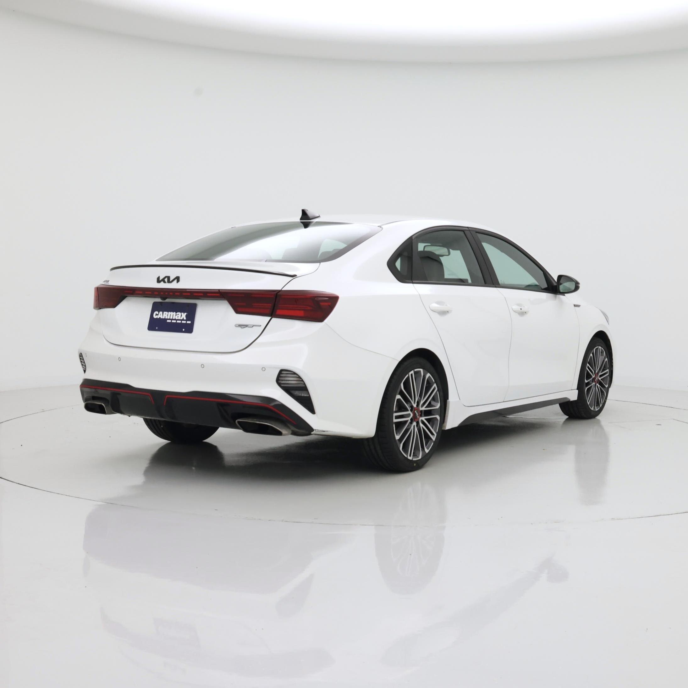 Thumbnail: 2023 Kia Forte - 8