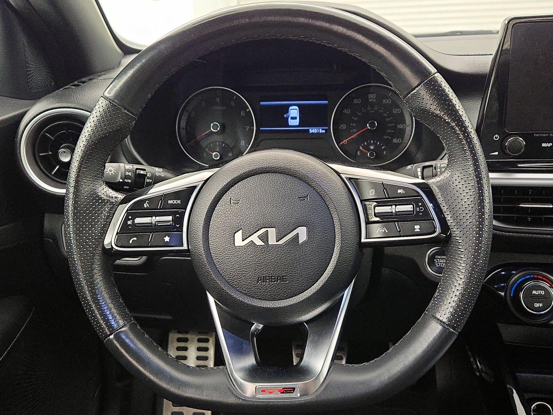 Thumbnail: 2023 Kia Forte - 10