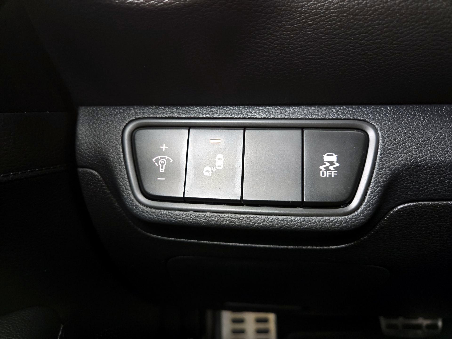 Thumbnail: 2023 Kia Forte - 13