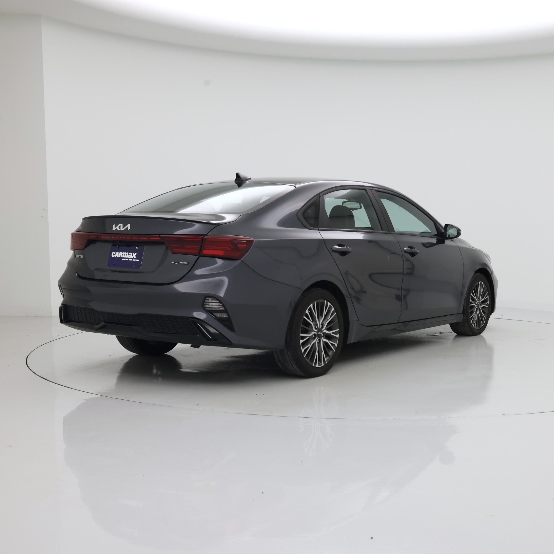 Thumbnail: 2023 Kia Forte - 8