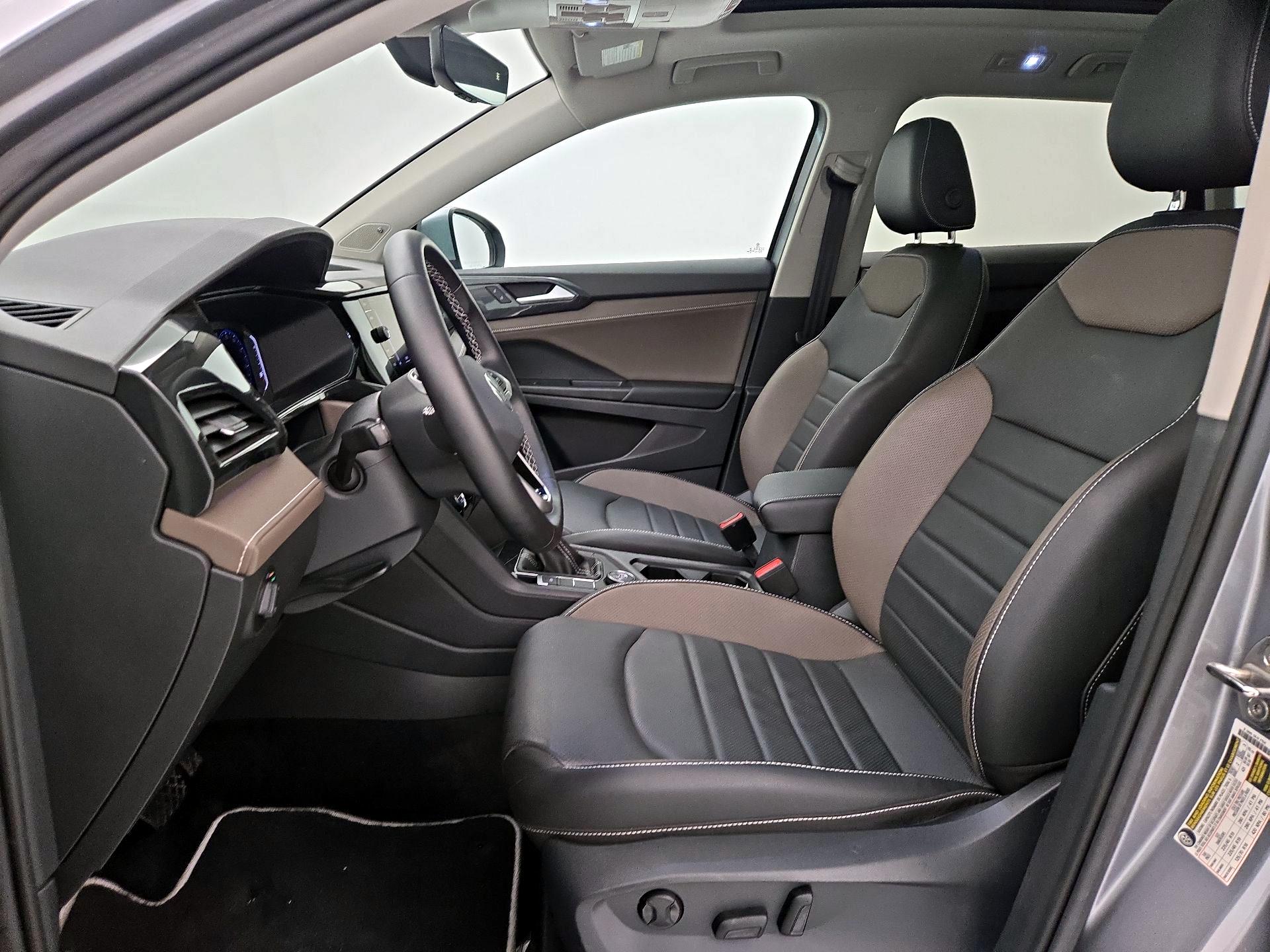 Thumbnail: 2022 Volkswagen Taos - 11