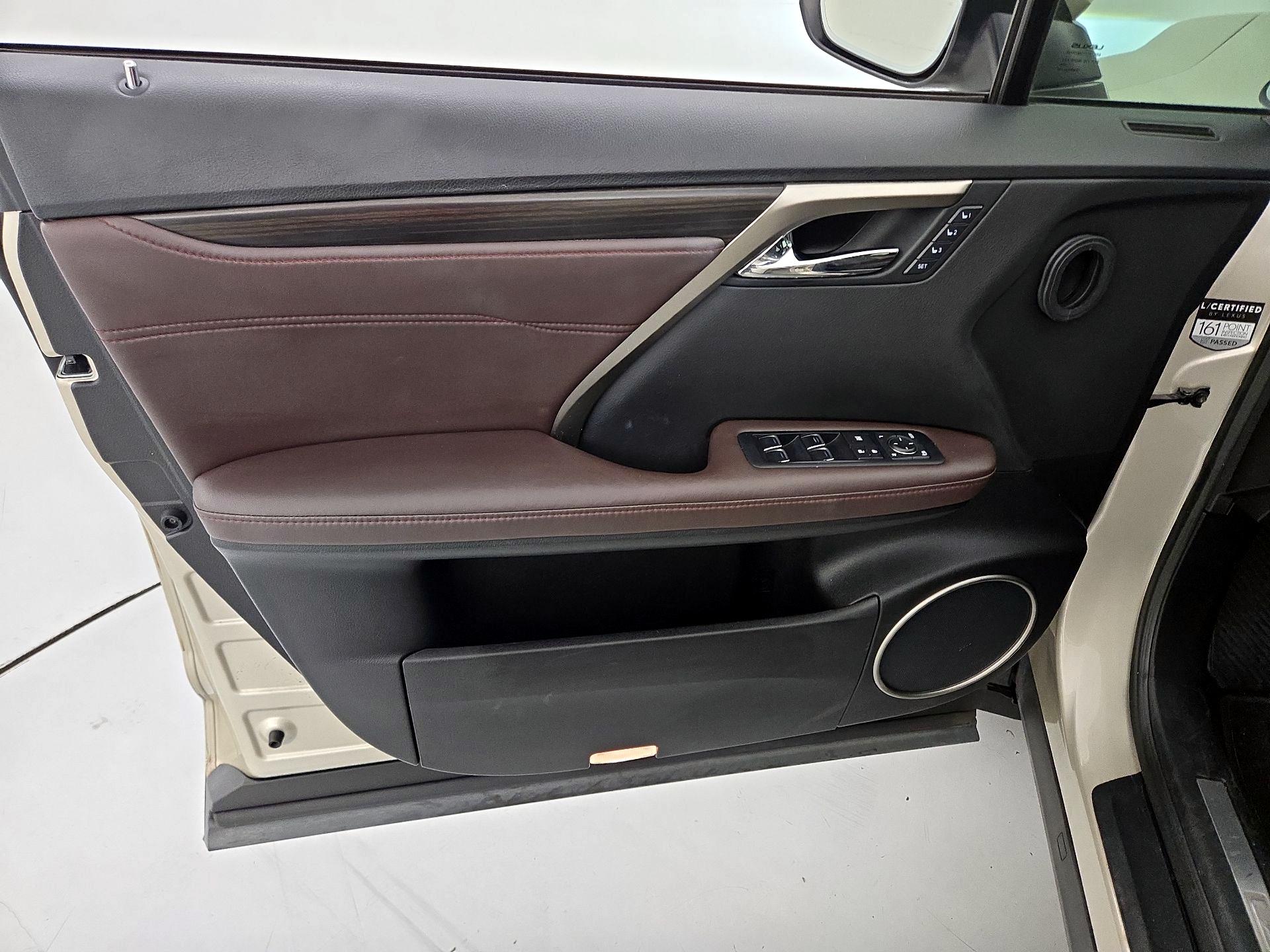 Thumbnail: 2016 Lexus RX - 12